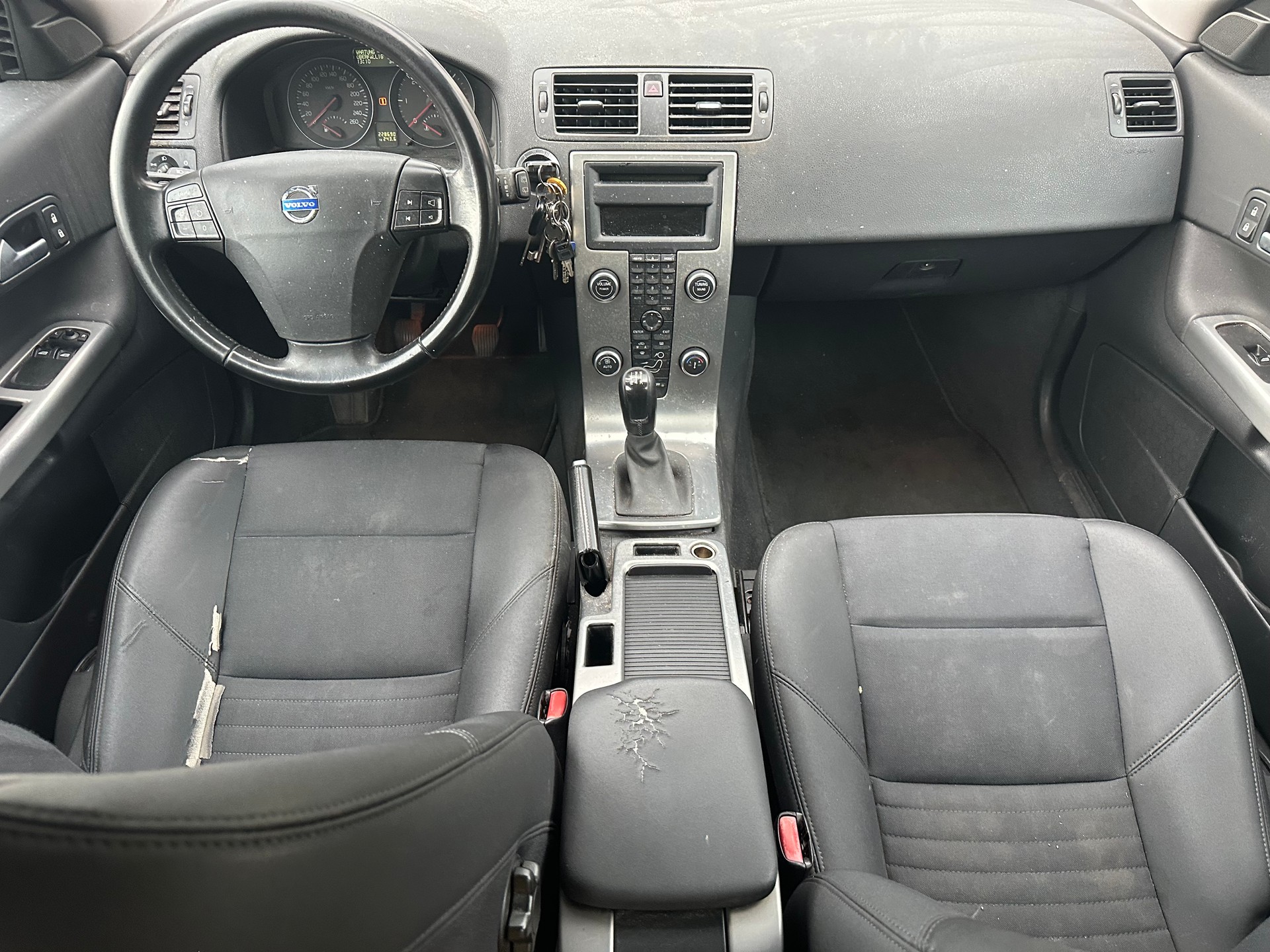 VOLVO C30 1.6D DRIVe Momentum-image-10