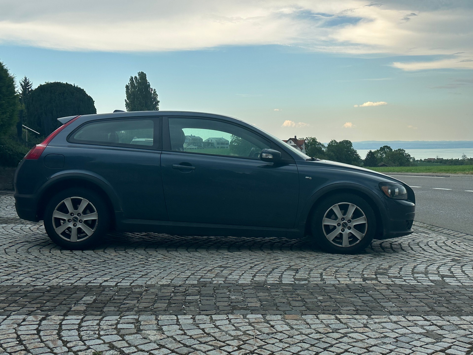 VOLVO C30 1.6D DRIVe Momentum-image-7