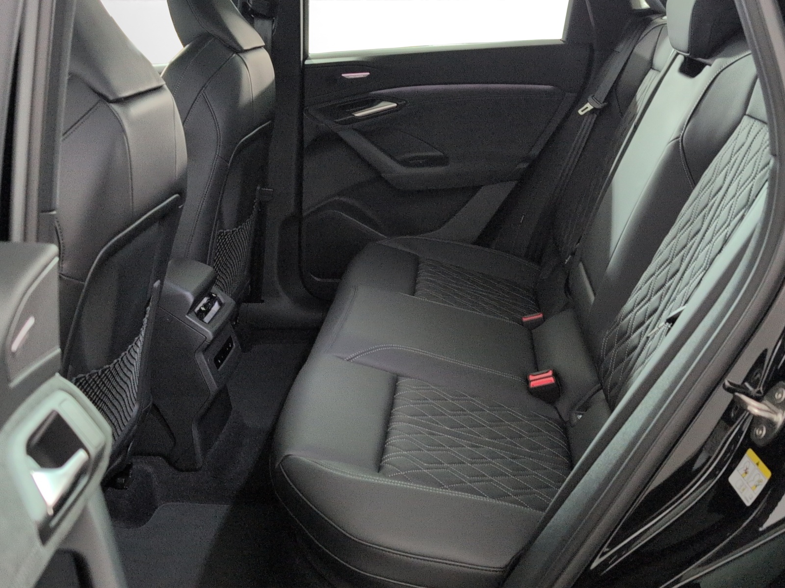 AUDI SQ6 e-tron quattro-image-7