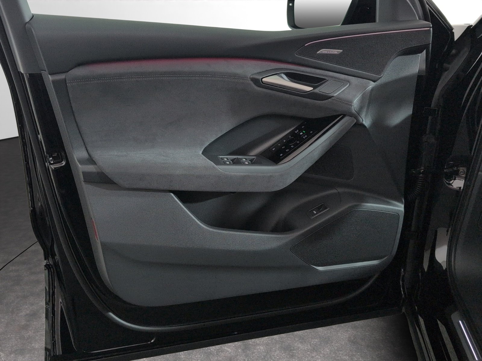 AUDI SQ6 e-tron quattro-image-14