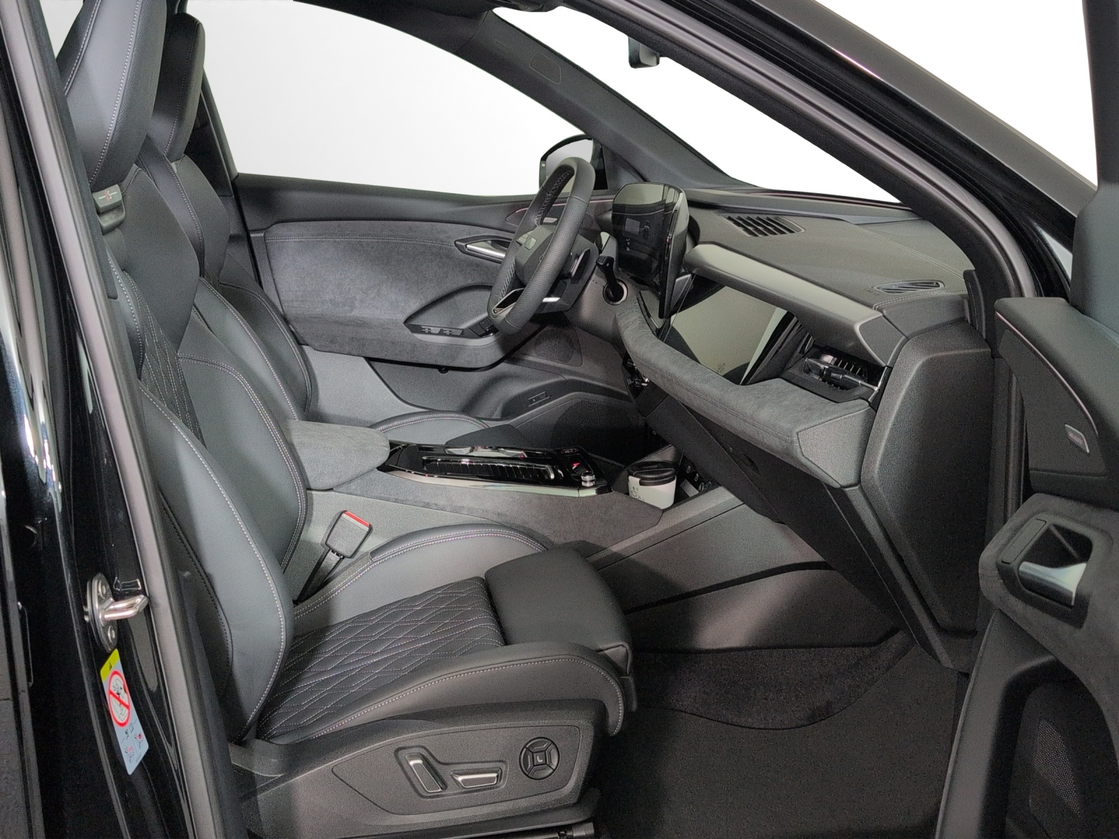 AUDI SQ6 e-tron quattro-image-6
