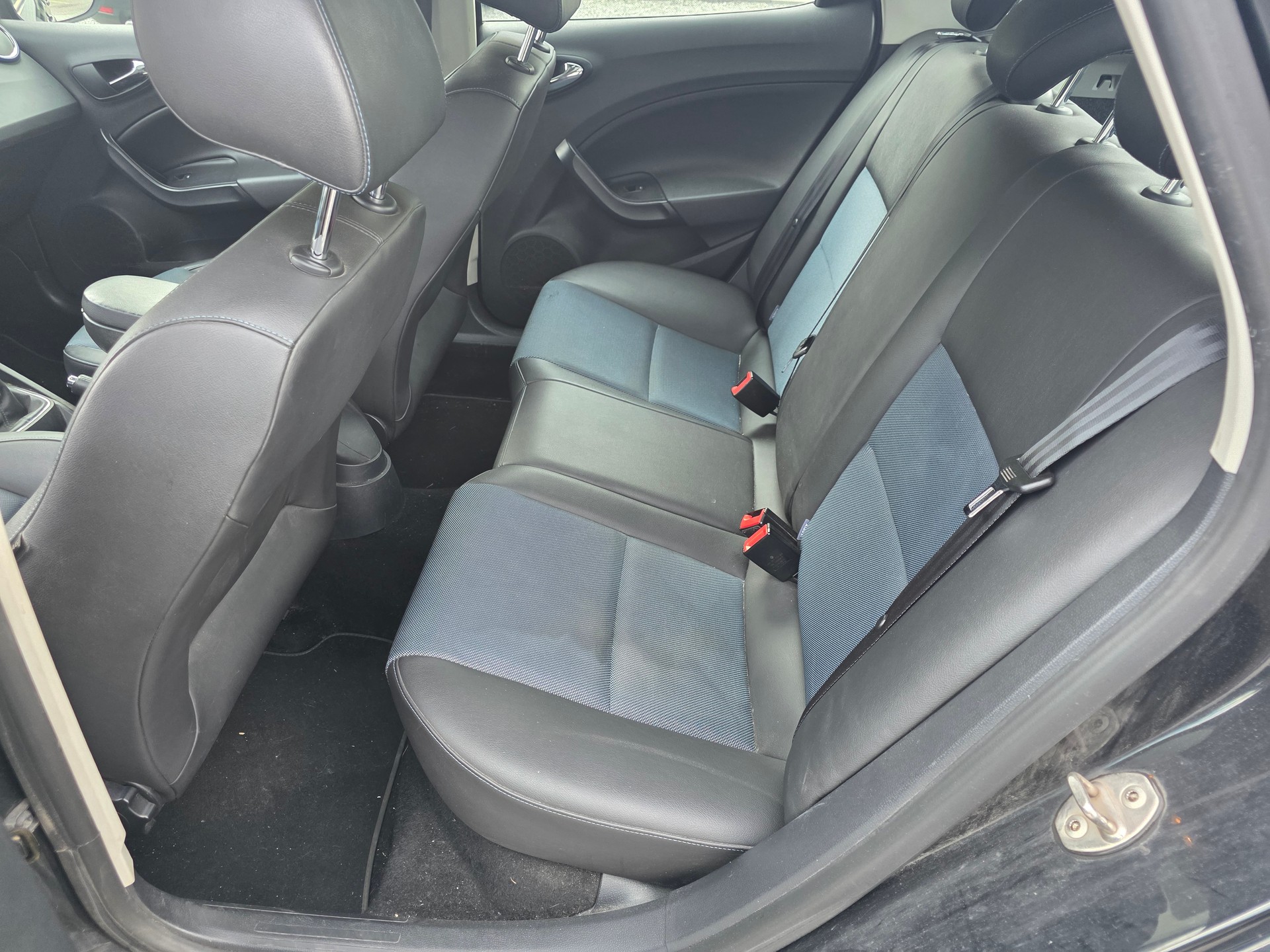 SEAT Ibiza 1.0 EcoTSI Style Connect-image-9