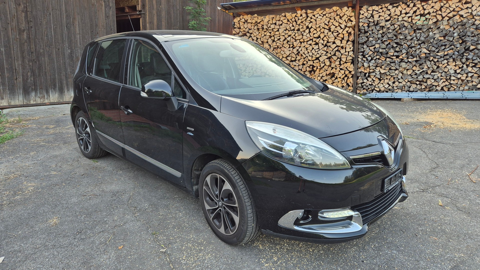 RENAULT Scénic 1.2 16V Turbo Swiss Edition-image-0