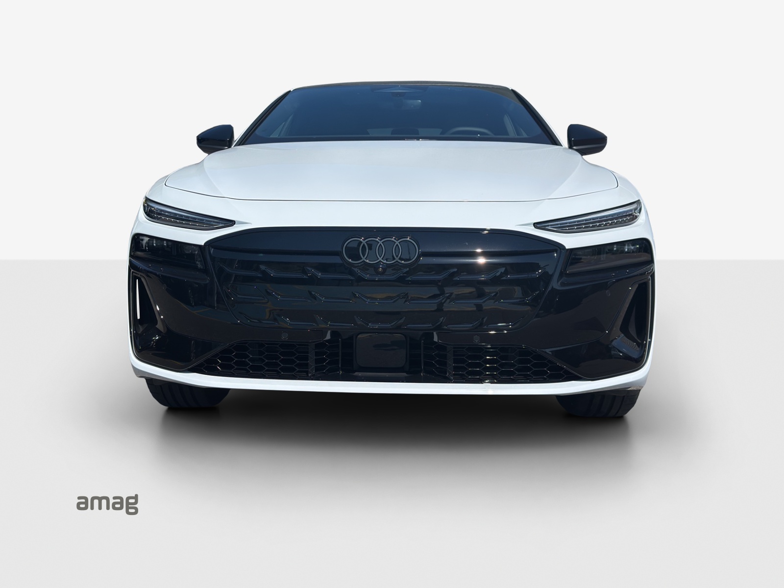 AUDI A6 Avant e-tron quattro-image-6