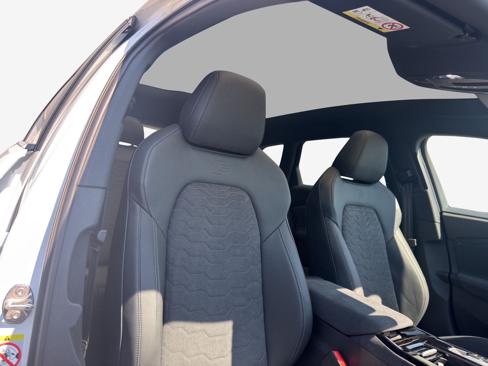 AUDI A6 Avant e-tron quattro-image-14