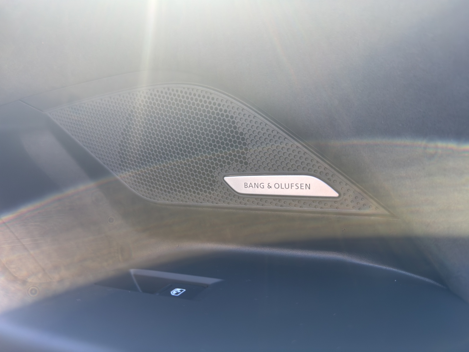 AUDI A6 Avant e-tron quattro-image-15