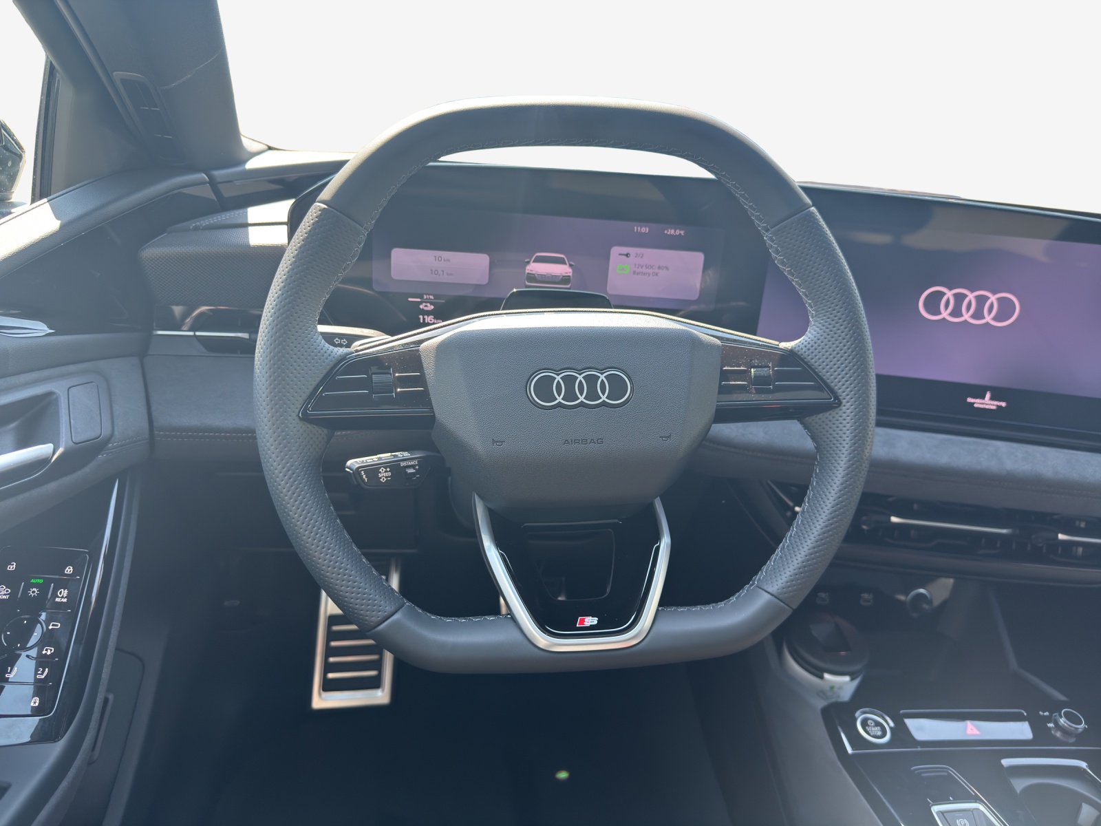 AUDI A6 Avant e-tron quattro-image-9