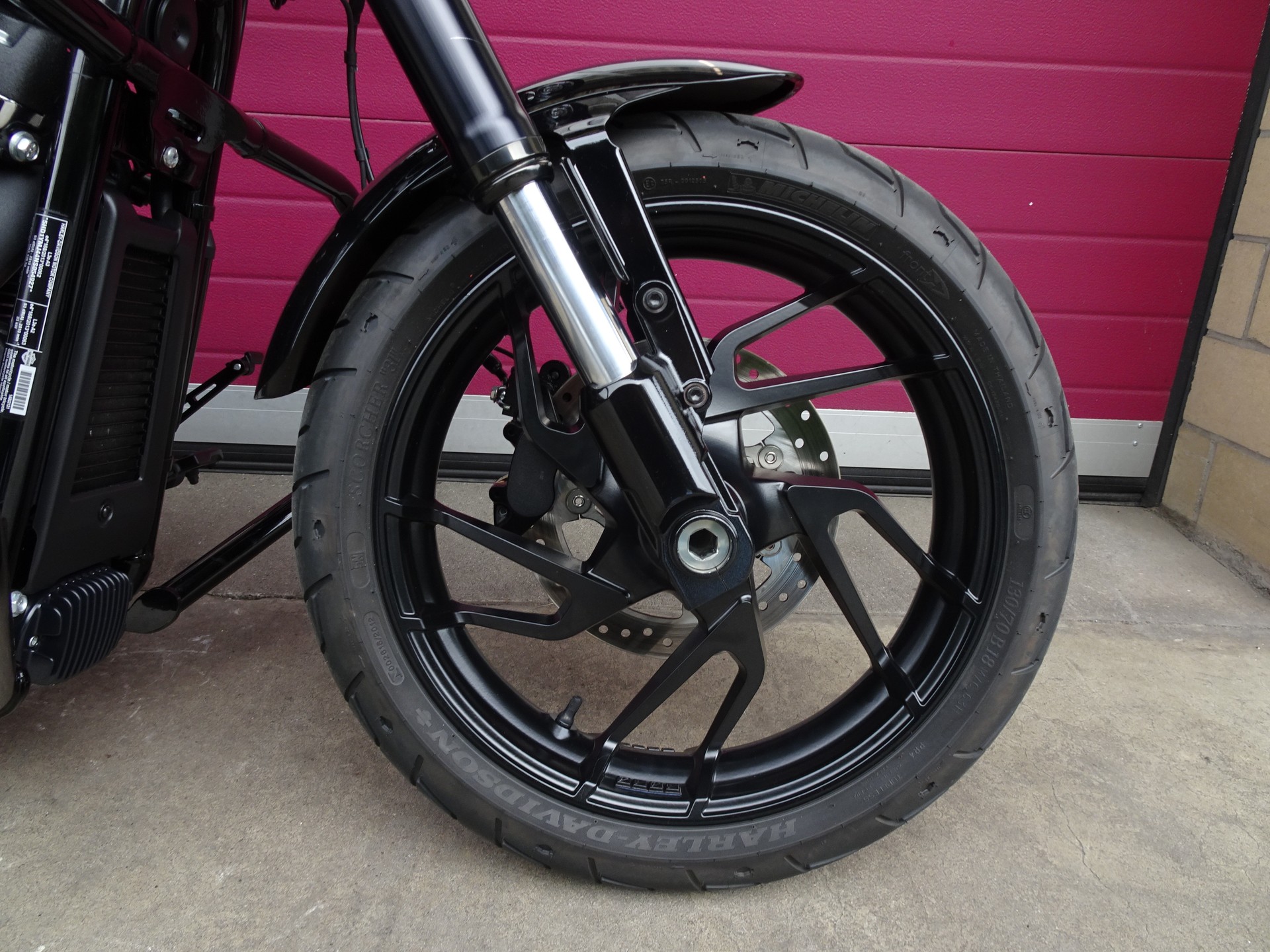 HARLEY-DAVIDSON FLSB Sport Glide 107-showroom-element-1