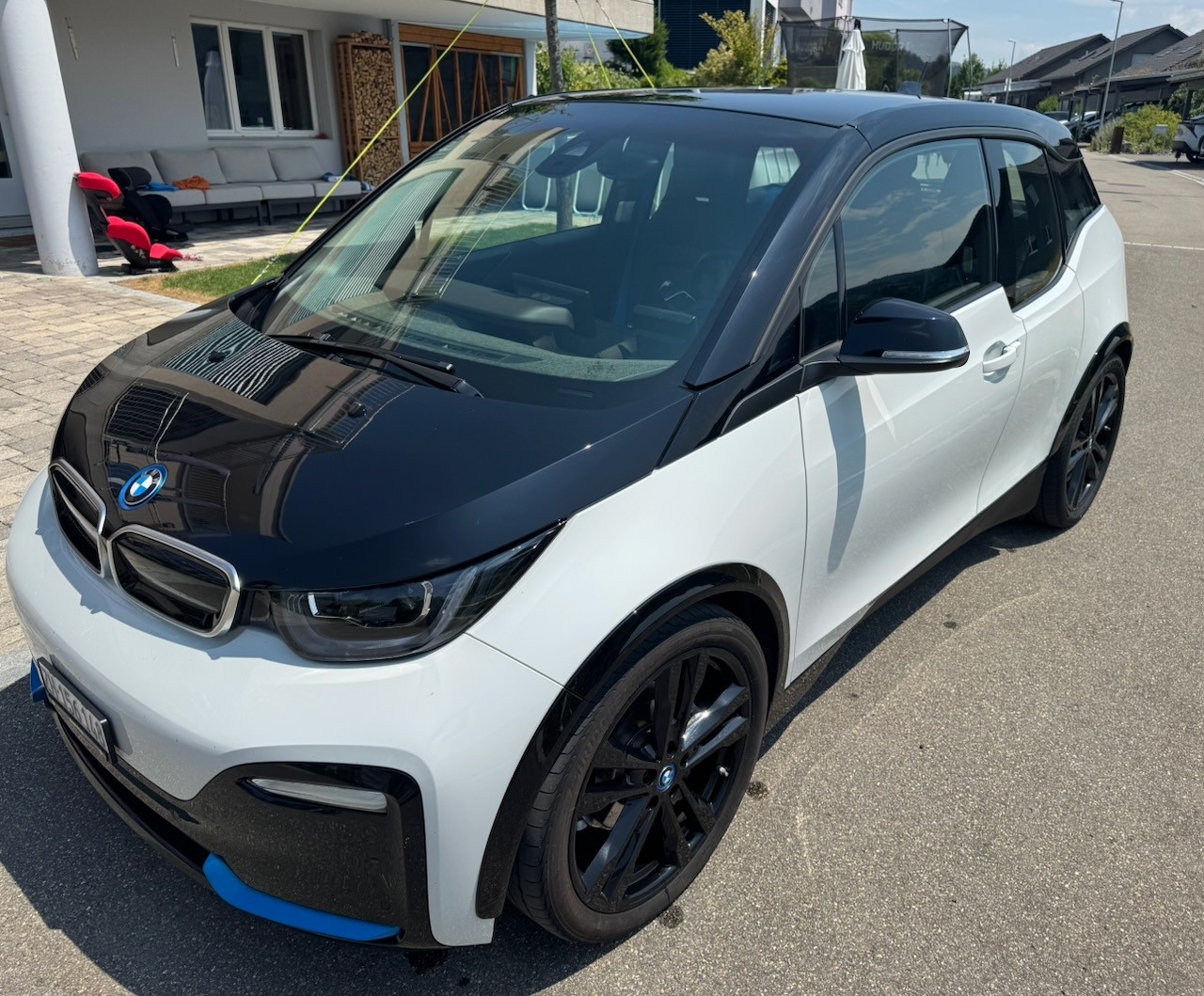 BMW i3s-image-0