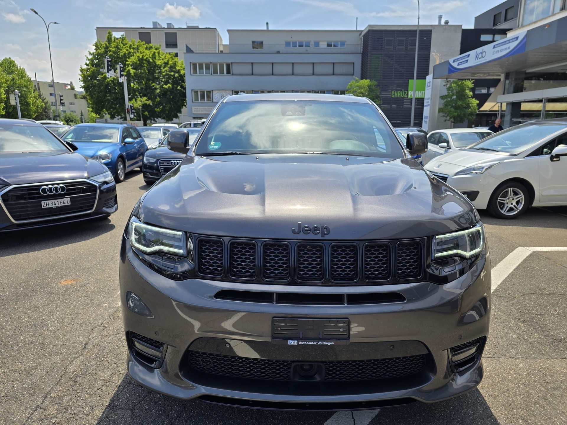 JEEP Grand Cherokee SRT 6.4 HEMI V8-image-1