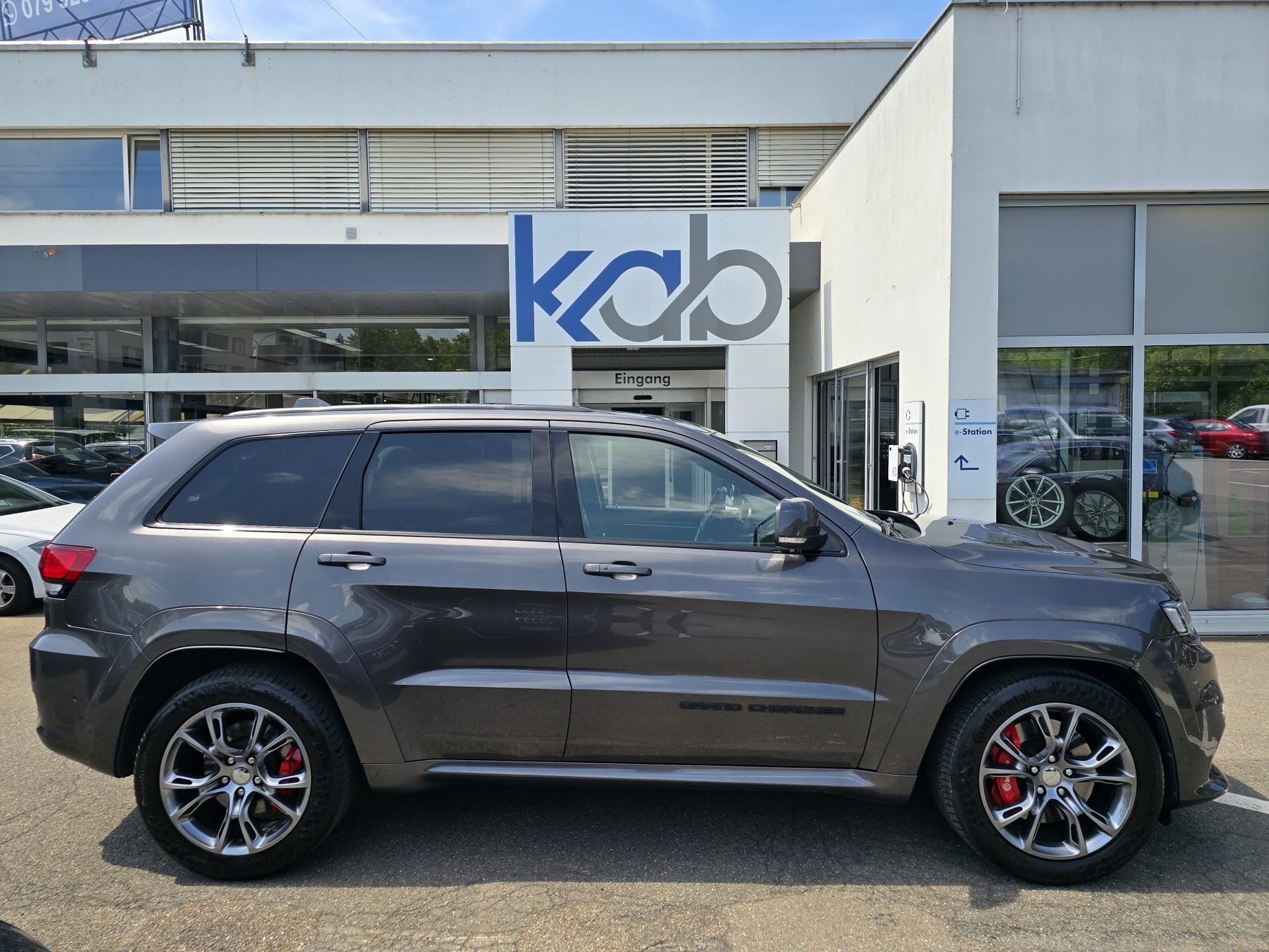 JEEP Grand Cherokee SRT 6.4 HEMI V8-image-7