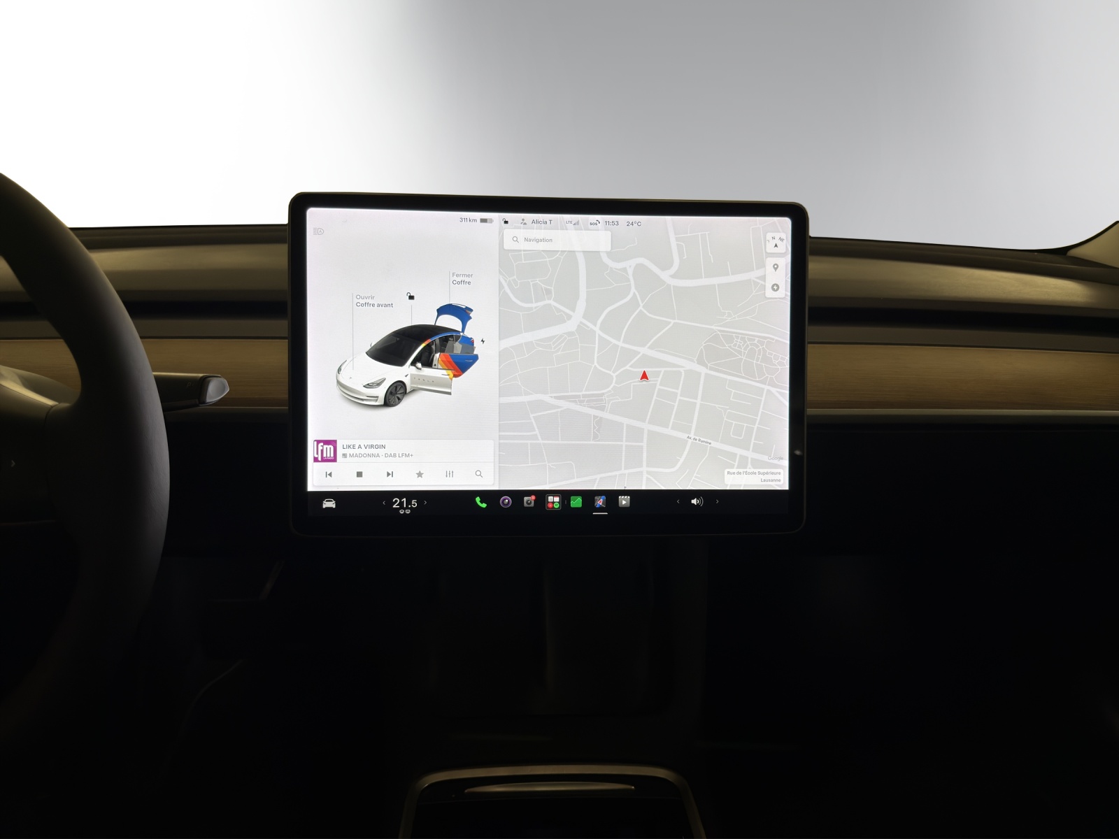 TESLA Model 3 Long Range Dual Motor AWD-image-12