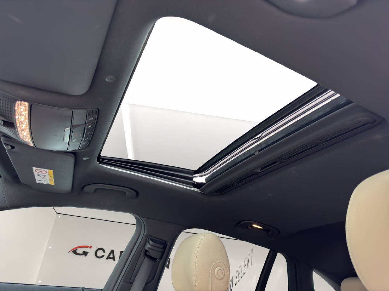 MERCEDES-BENZ EQC 400 4matic-image-11