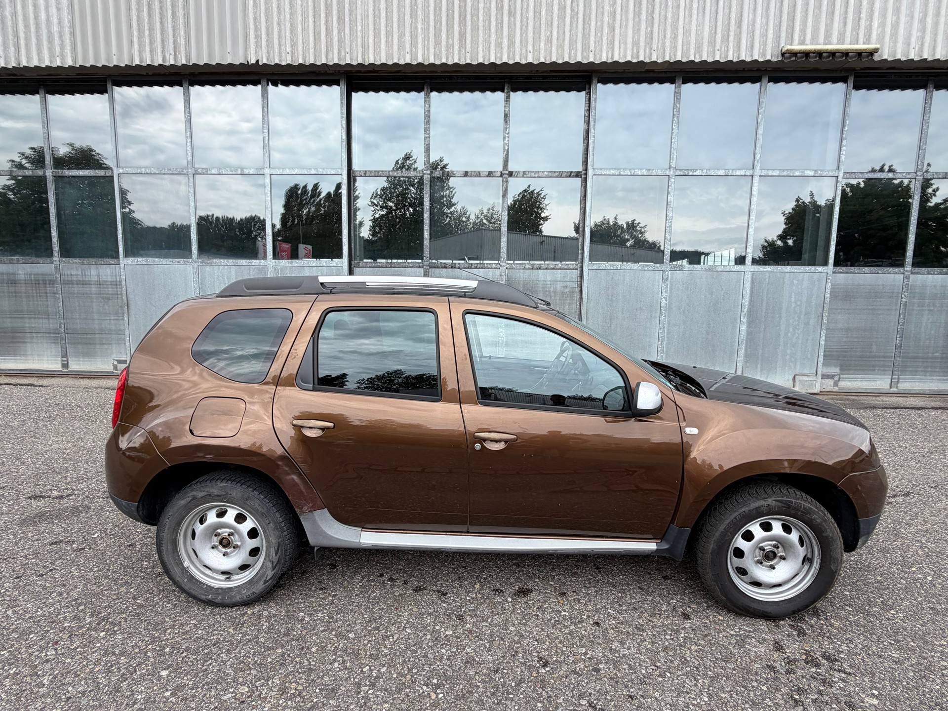 DACIA Duster 1.5 dCi Lauréate 4x4-image-5