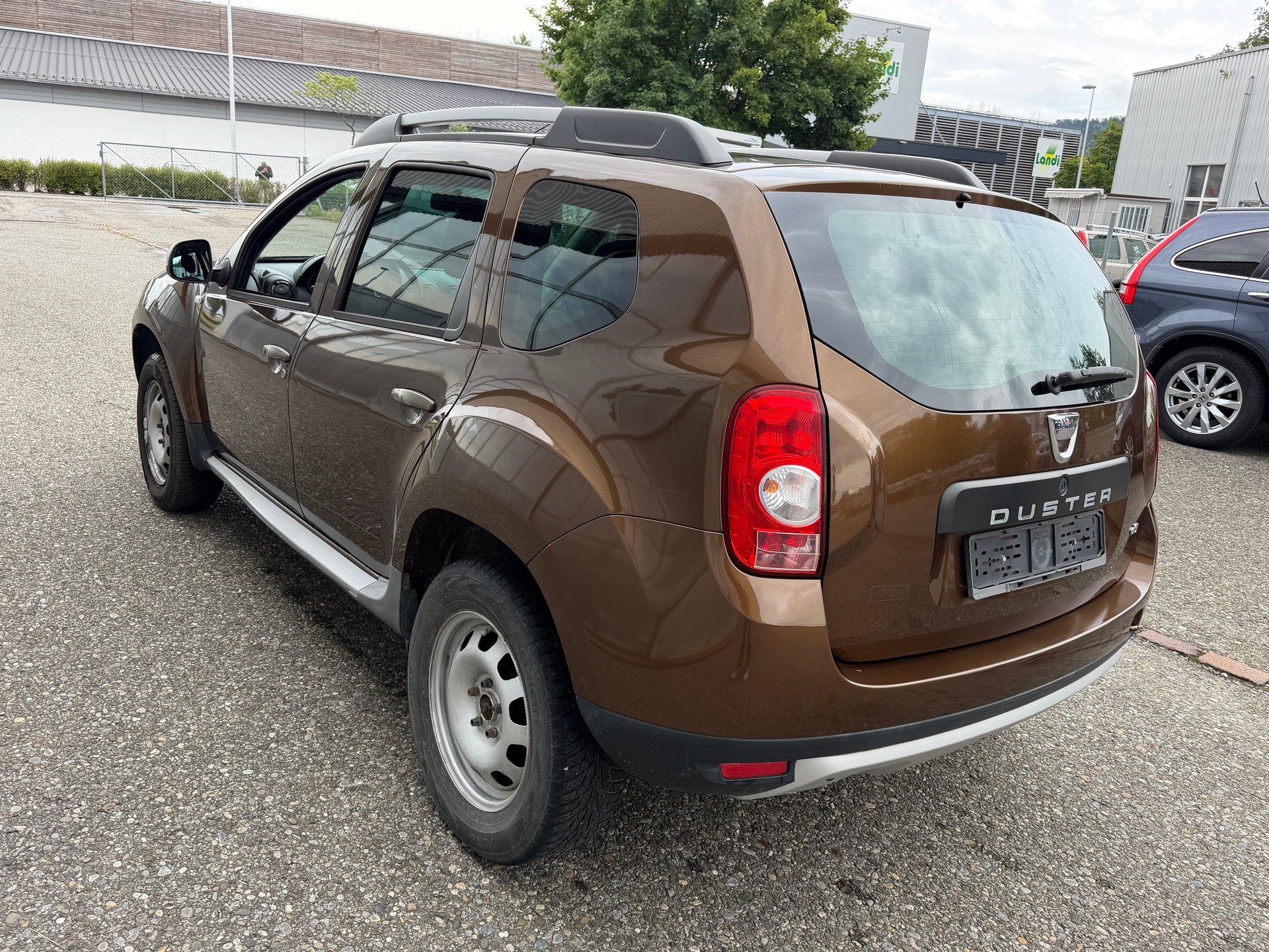 DACIA Duster 1.5 dCi Lauréate 4x4-image-4
