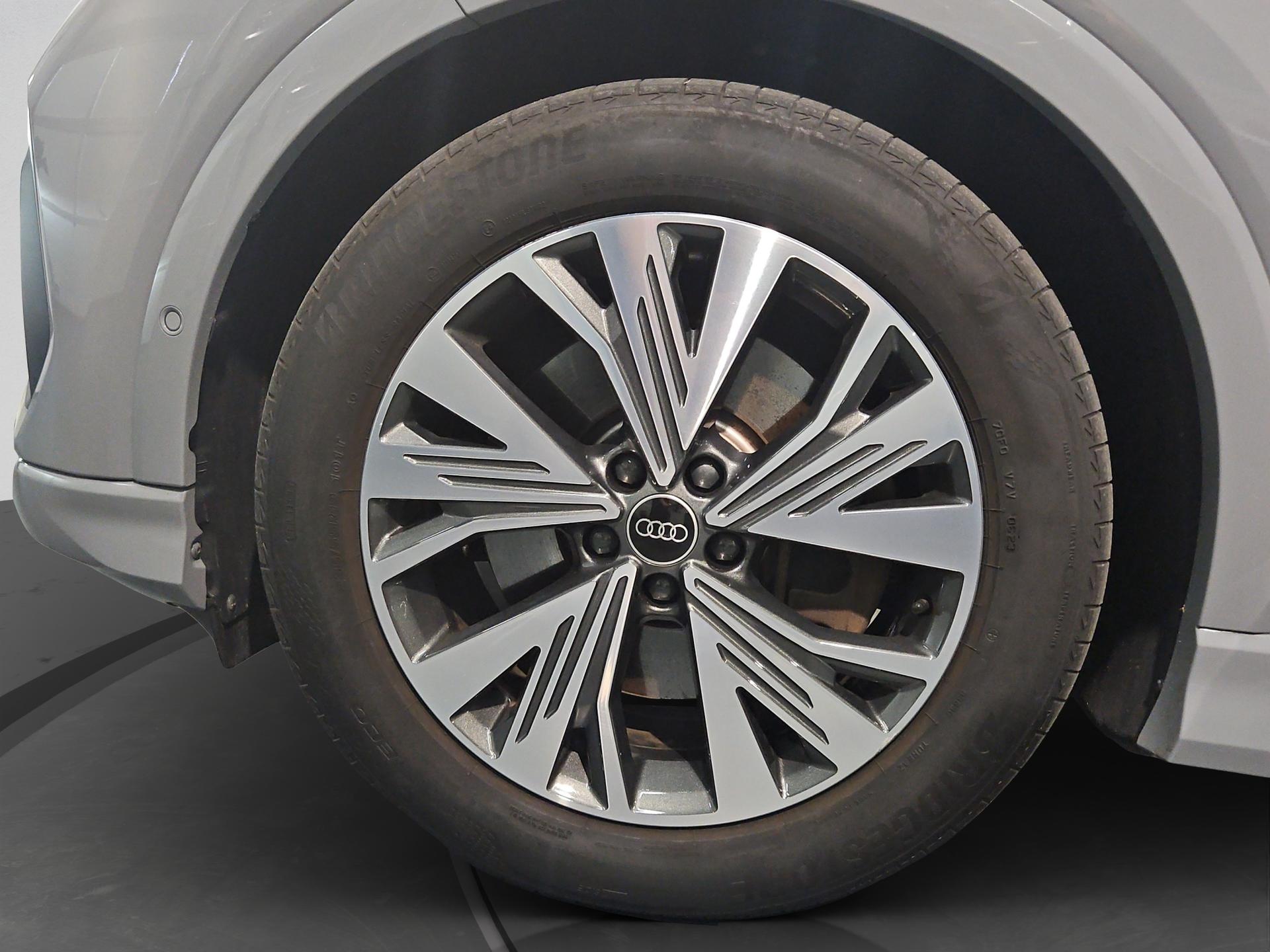 AUDI Q4 Sportback e-tron 45 quattro-image-25