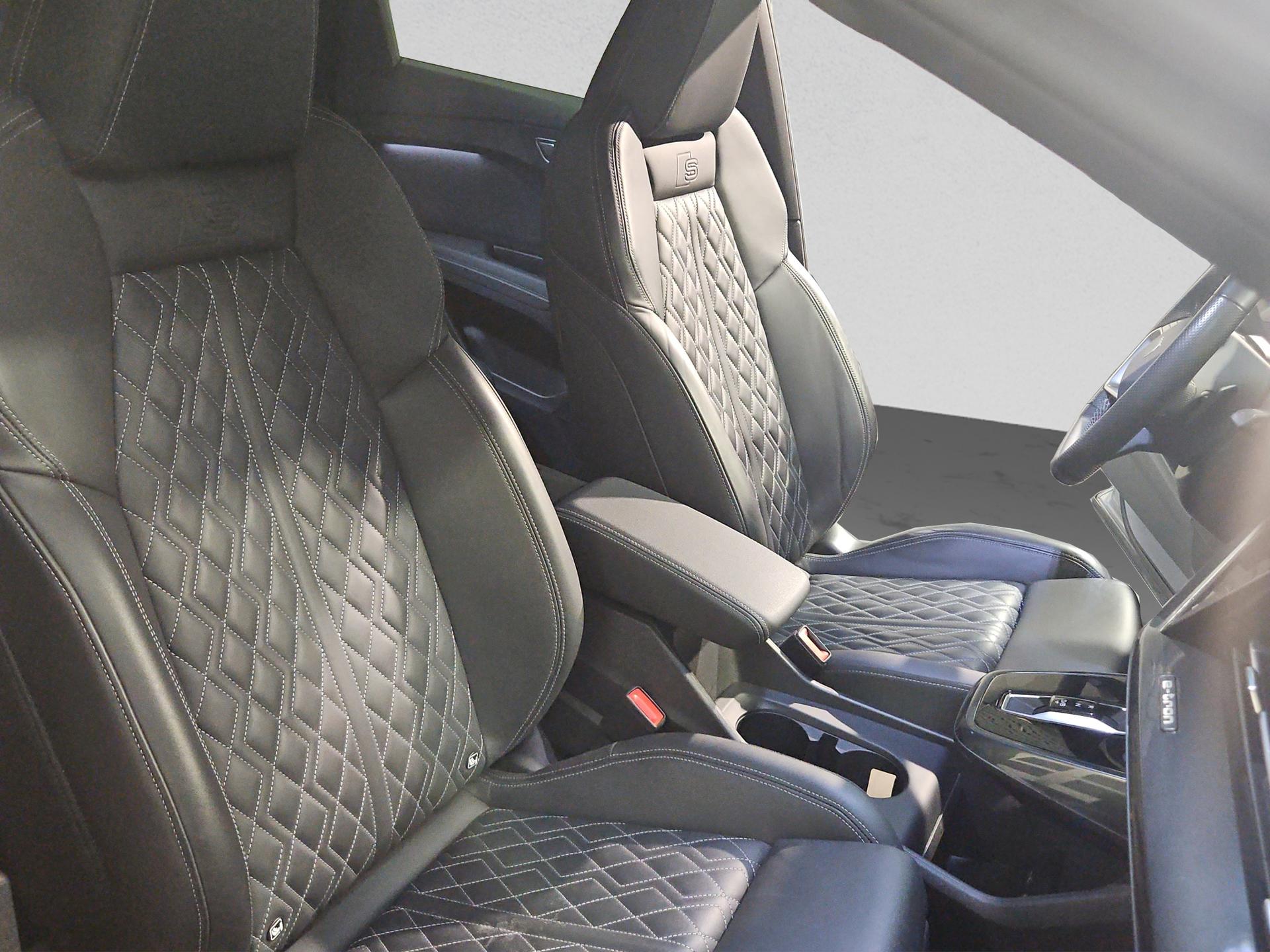 AUDI Q4 Sportback e-tron 45 quattro-image-16