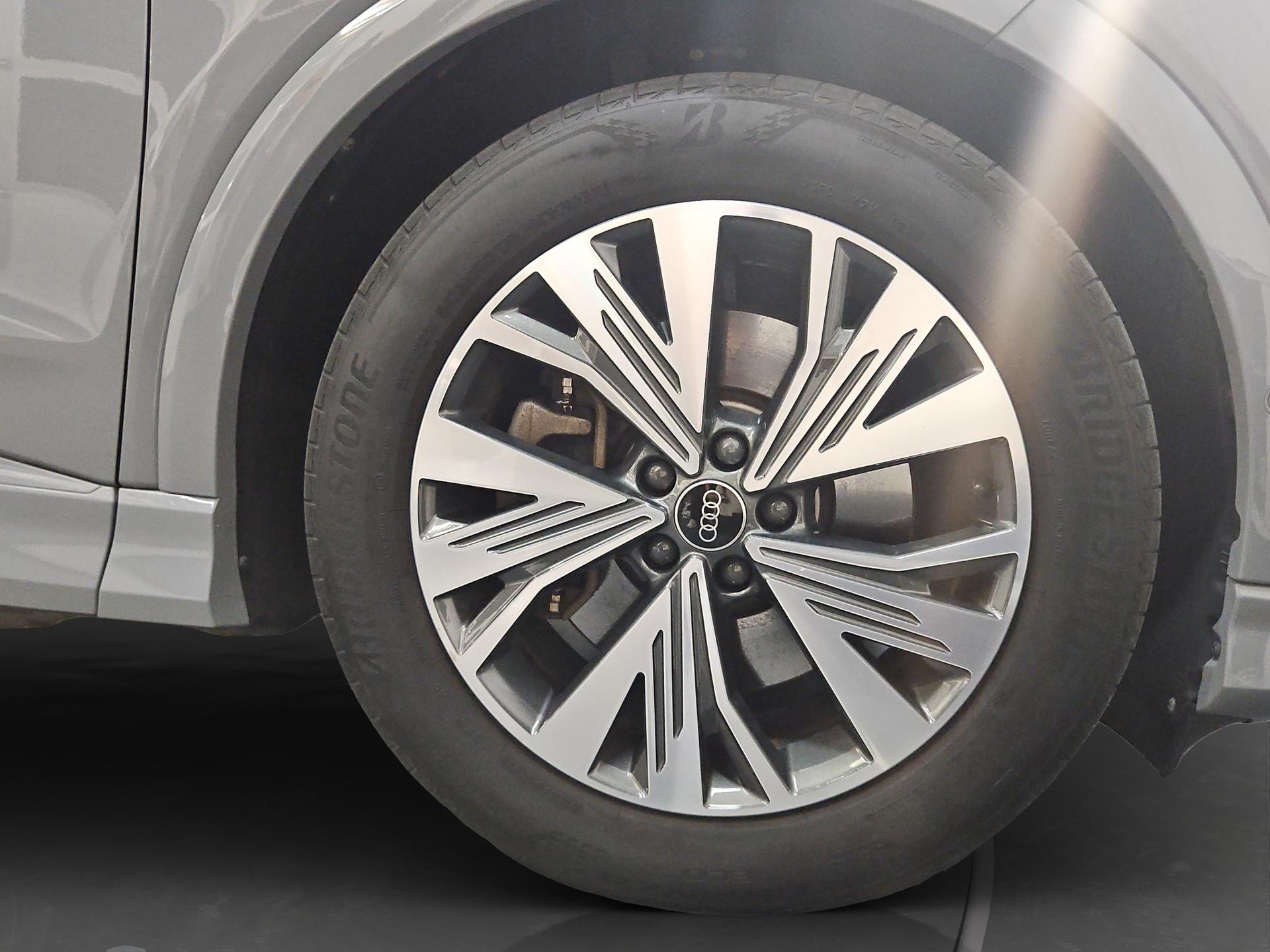 AUDI Q4 Sportback e-tron 45 quattro-image-17