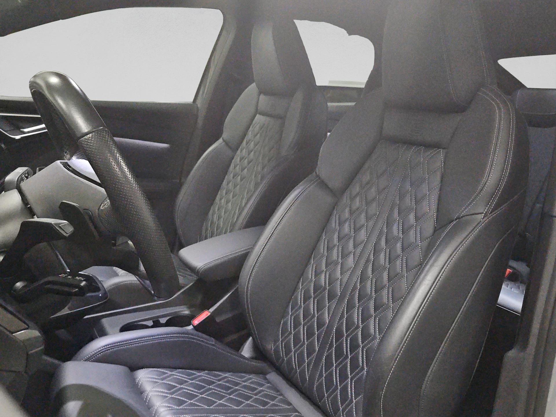 AUDI Q4 Sportback e-tron 45 quattro-image-8