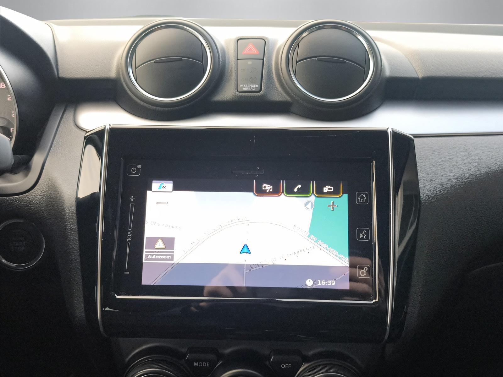 SUZUKI Swift 1.2 Compact Top Hybrid-image-6