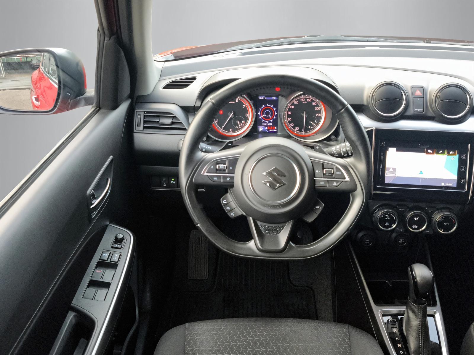SUZUKI Swift 1.2 Compact Top Hybrid-image-4