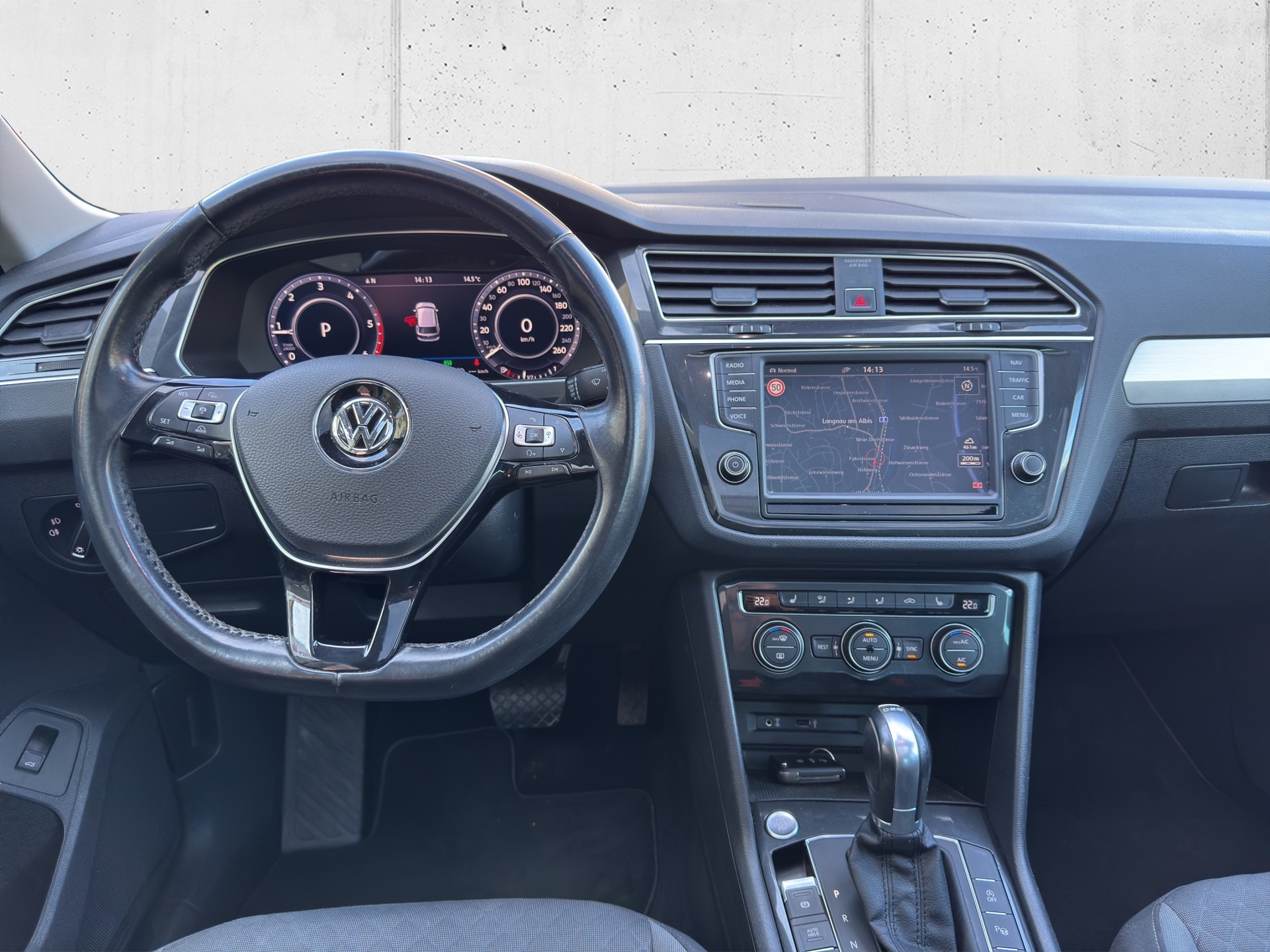 VW Tiguan 2.0 TDI SCR Highline 4Motion DSG-image-11