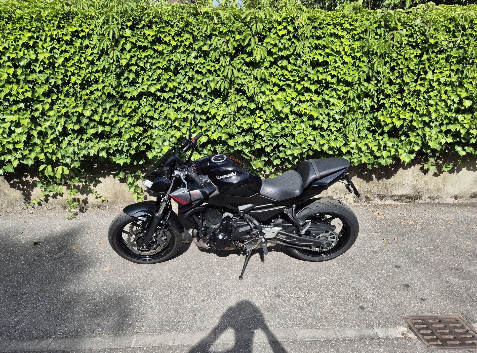 KAWASAKI Z 650-showroom-element-2