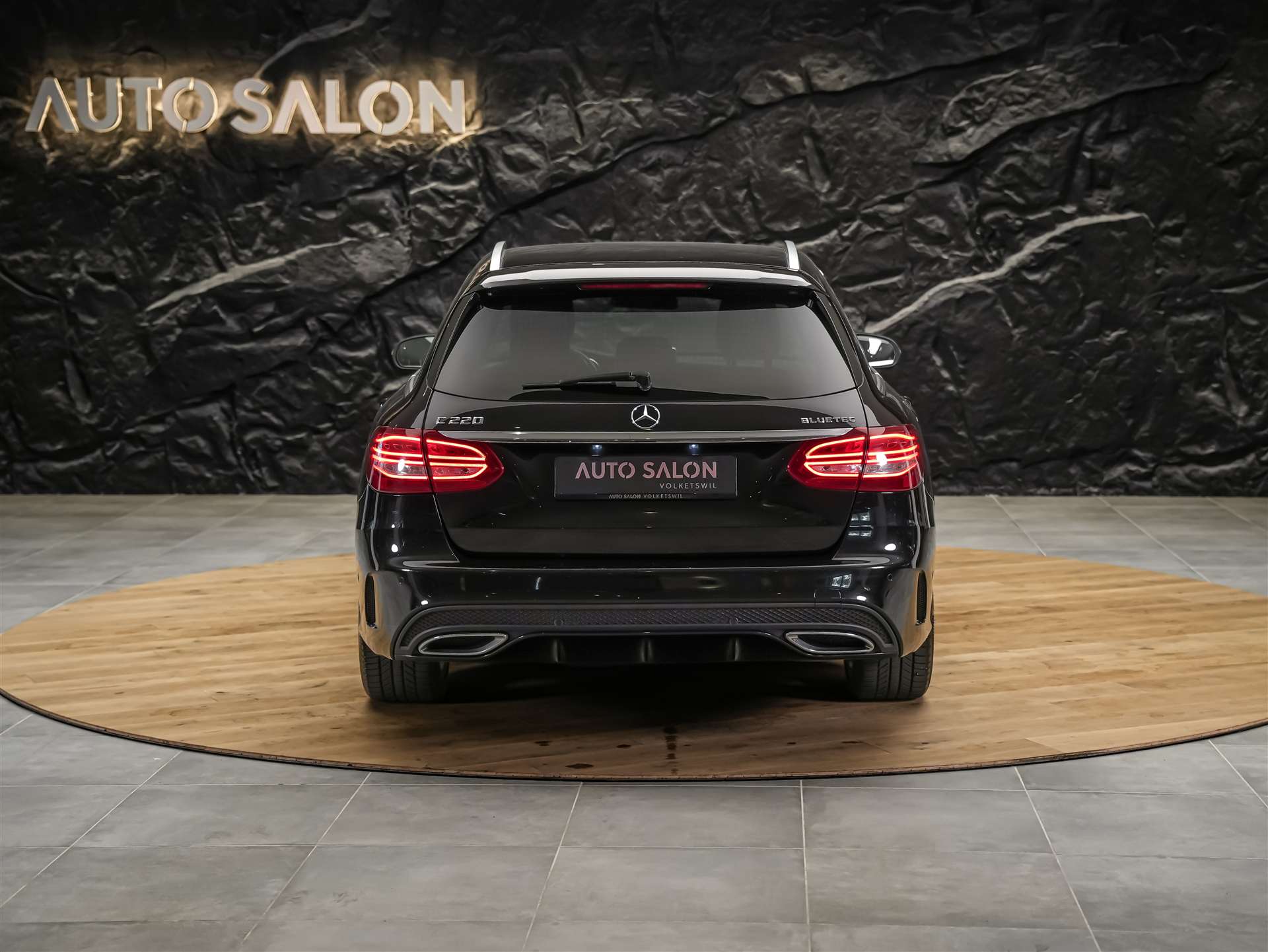 MERCEDES-BENZ C 220 d AMG Line 7G-Tronic *CH Auto*Burmester Soundsystem*-image-4