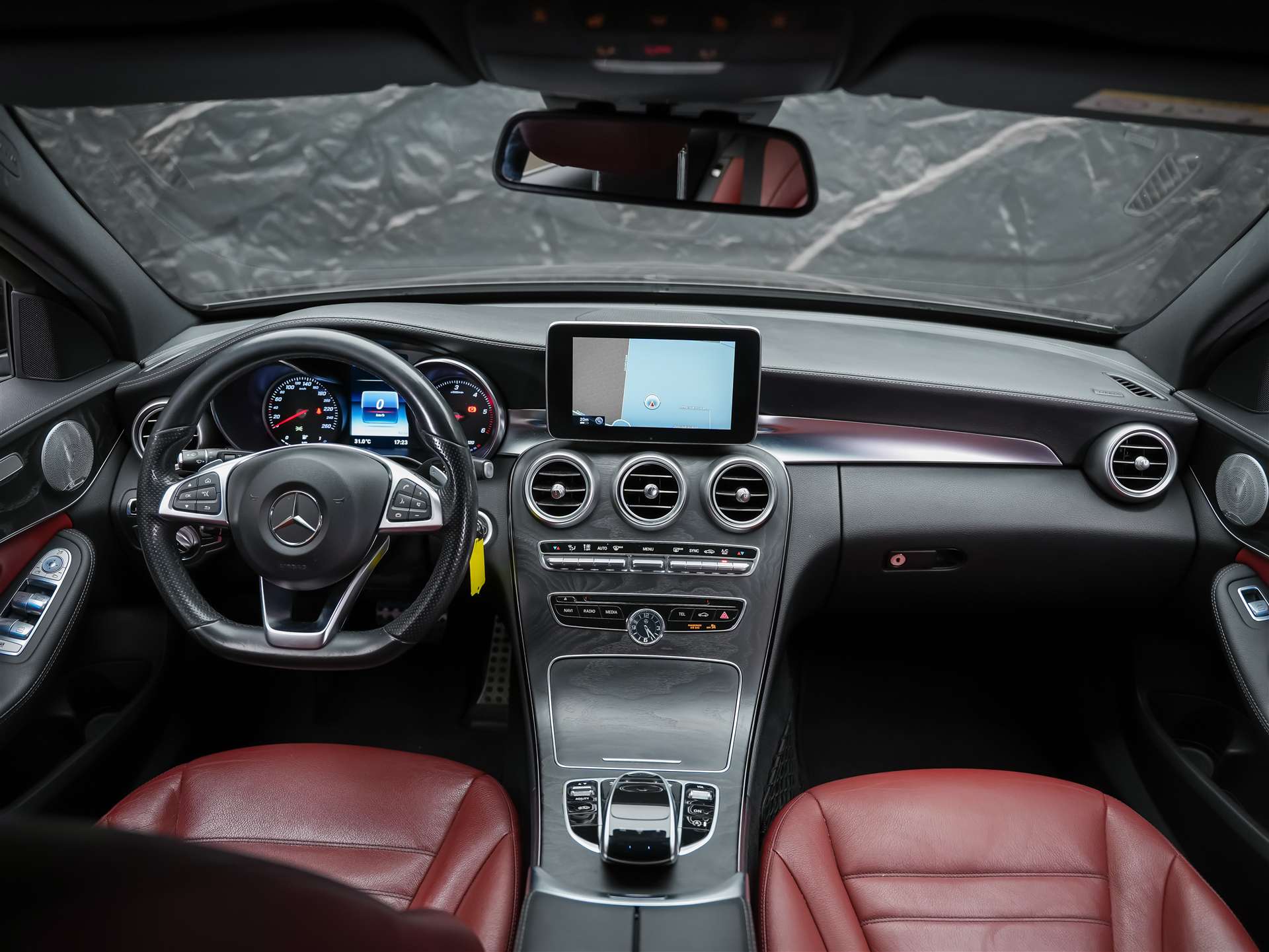 MERCEDES-BENZ C 220 d AMG Line 7G-Tronic *CH Auto*Burmester Soundsystem*-image-16