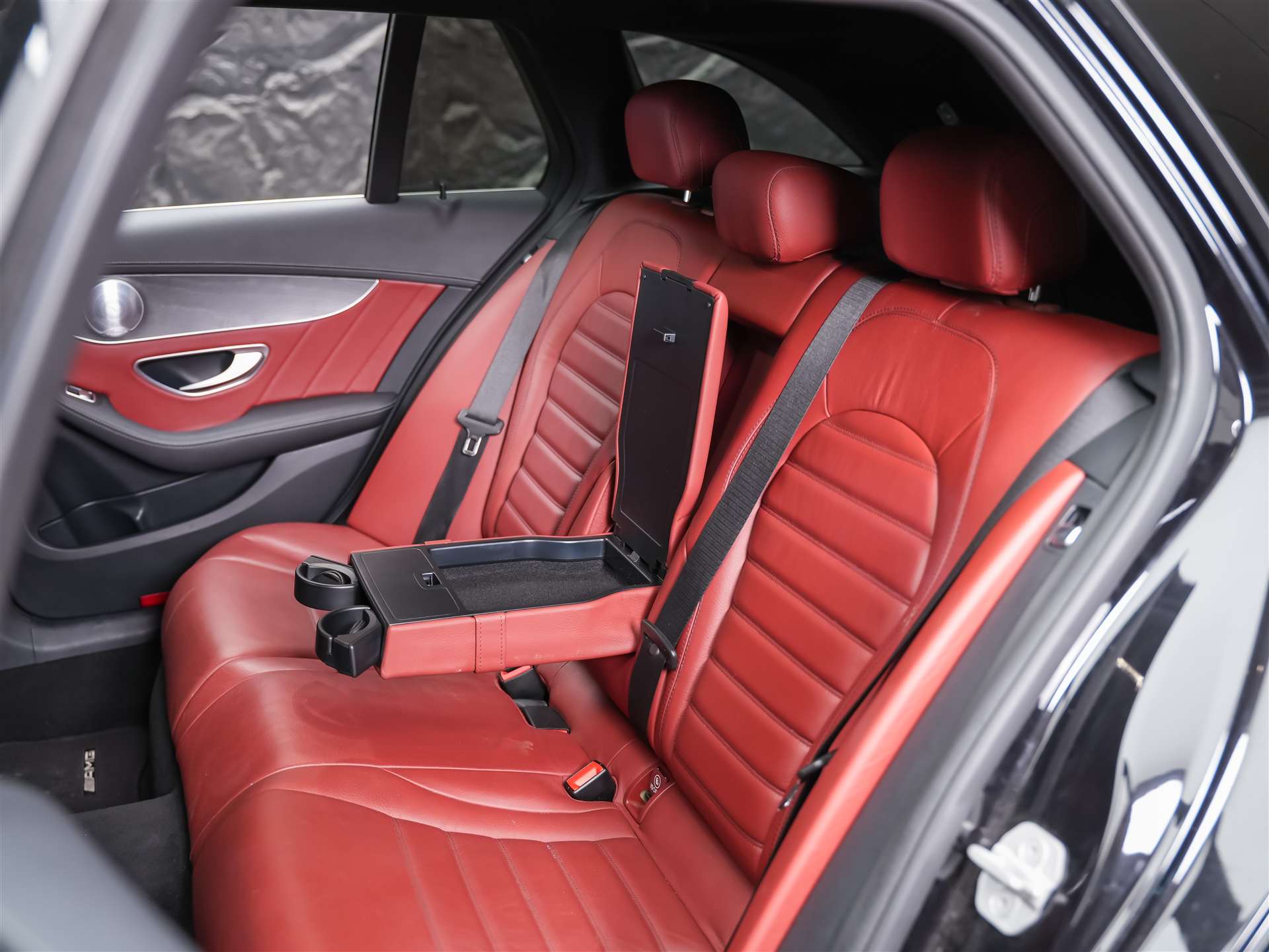 MERCEDES-BENZ C 220 d AMG Line 7G-Tronic *CH Auto*Burmester Soundsystem*-image-12