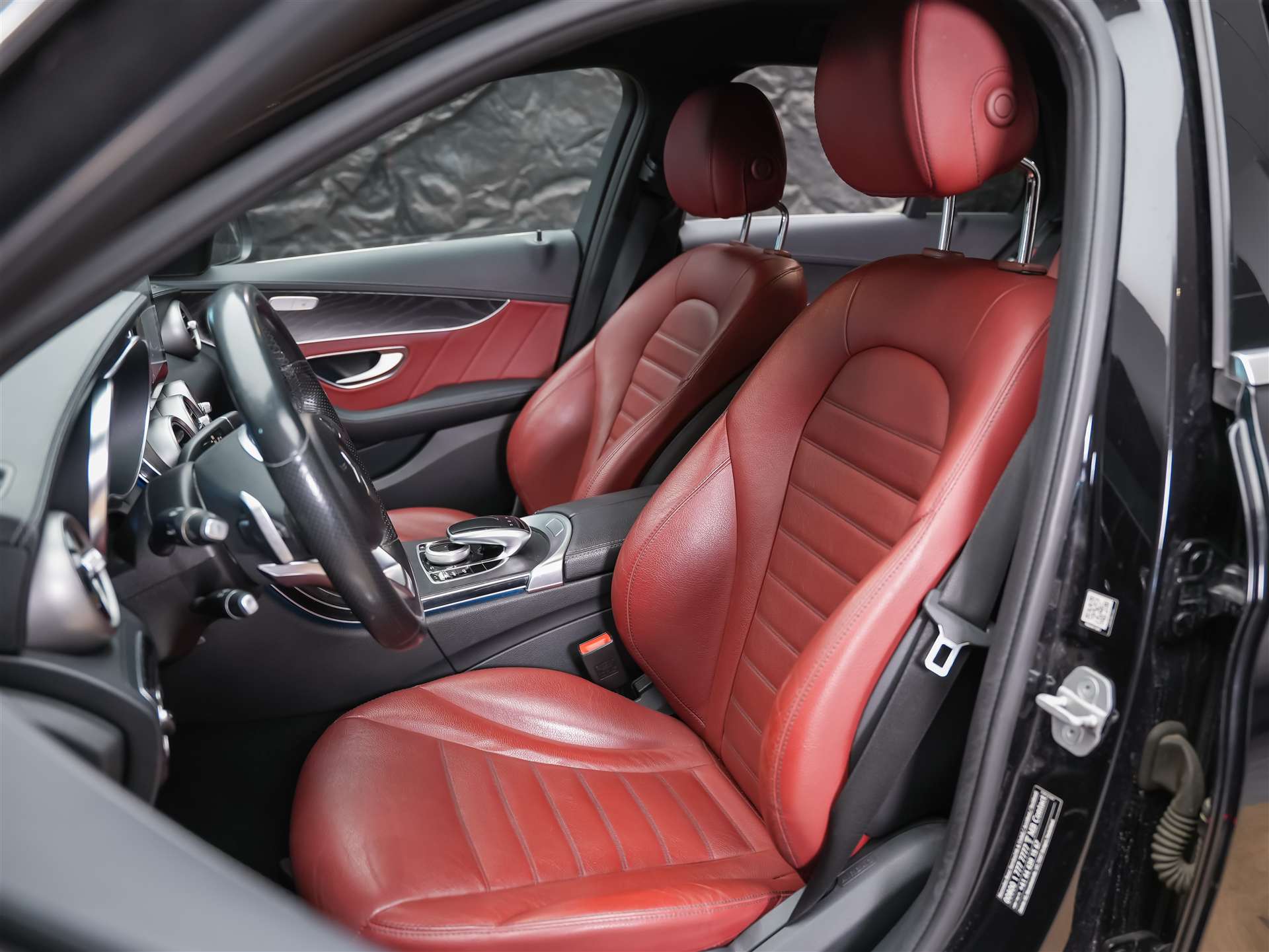 MERCEDES-BENZ C 220 d AMG Line 7G-Tronic *CH Auto*Burmester Soundsystem*-image-8