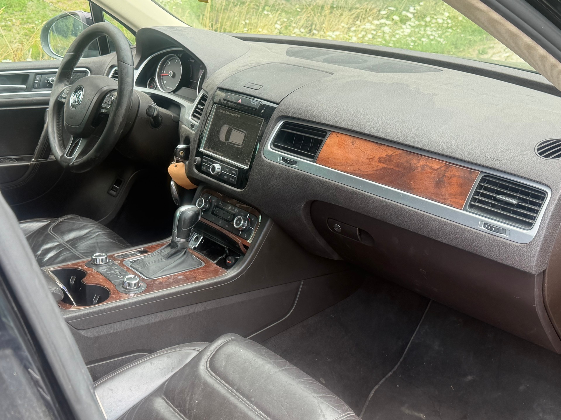 VW Touareg 3.0 TDI BlueMotion Technology Tiptronic-image-5
