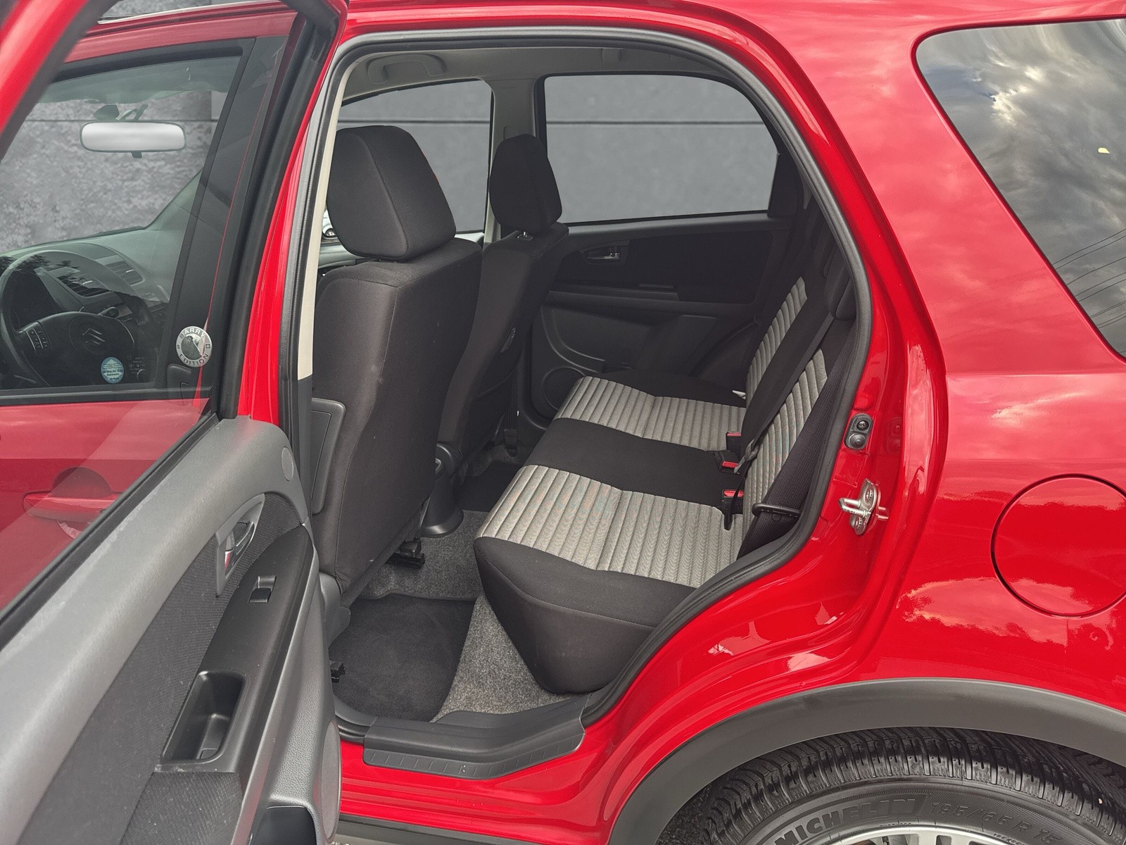 SUZUKI SX4 1.6 16V GL Top Barry 4WD Automatic-image-10