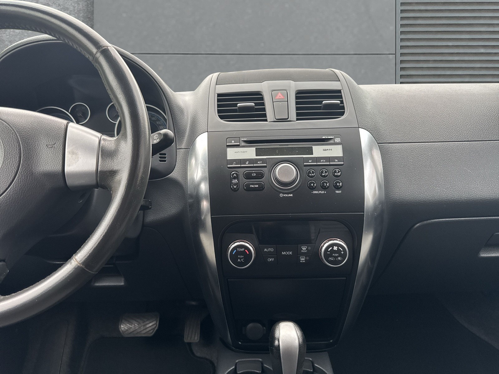 SUZUKI SX4 1.6 16V GL Top Barry 4WD Automatic-image-13