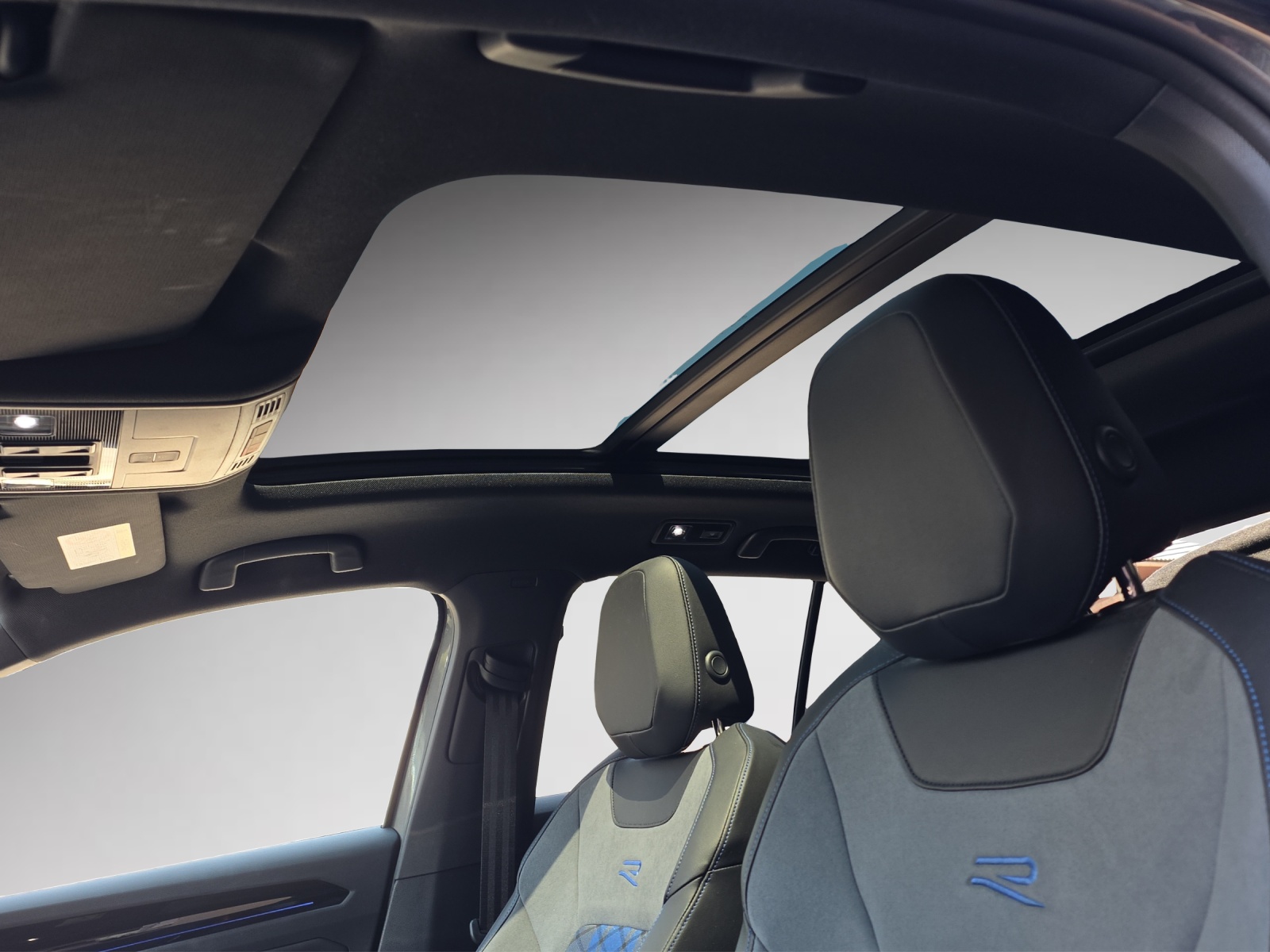 VW T-Roc 2.0 TSI R 75 EditionDSG 4Motion-image-11