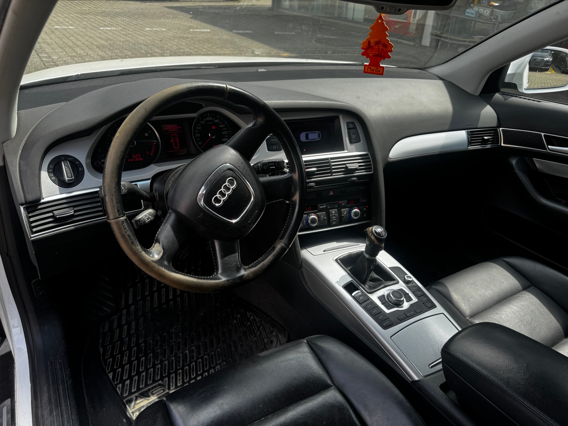 AUDI A6 Avant 2.8 V6 FSI-image-4
