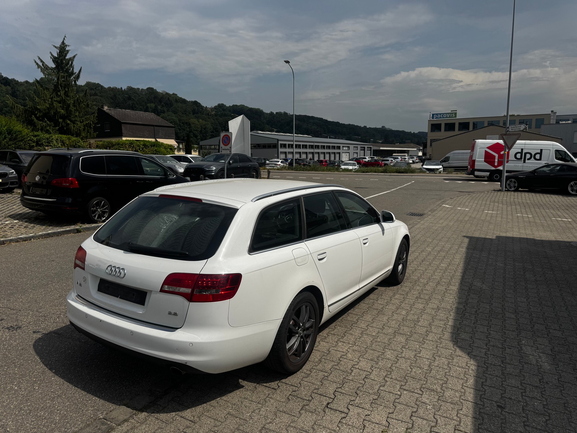 AUDI A6 Avant 2.8 V6 FSI-image-2