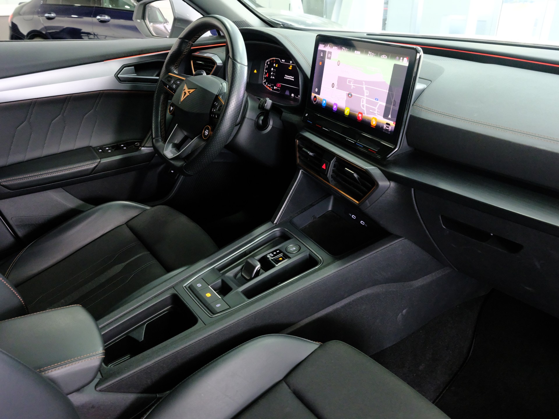 CUPRA Formentor 2.0TSI 4Drive DSG-image-13