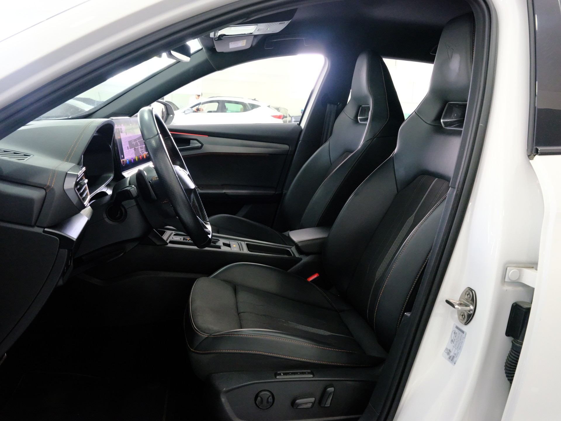 CUPRA Formentor 2.0TSI 4Drive DSG-image-10