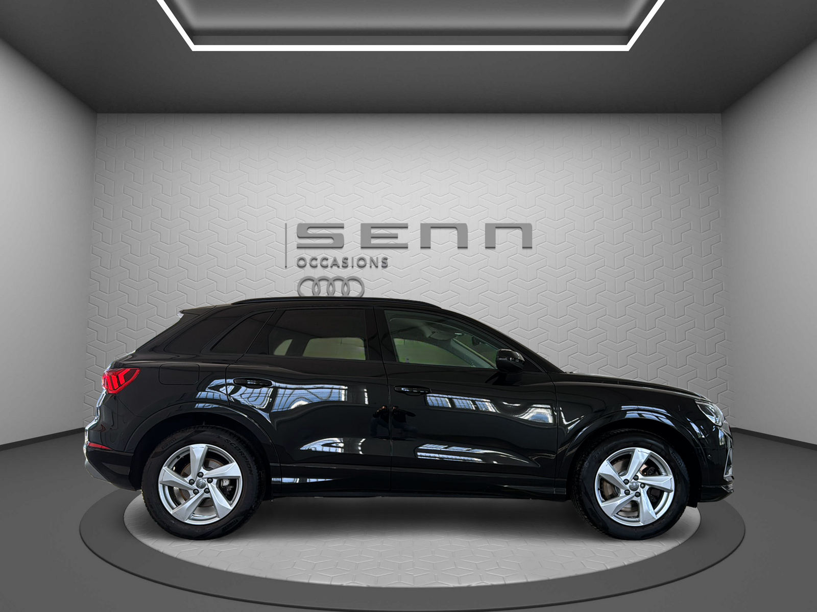 AUDI Q3 40 TFSI advanced quattro S-tronic-image-6
