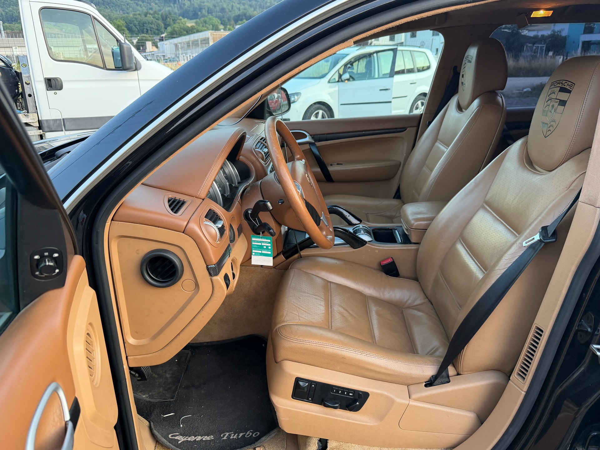 PORSCHE Turbo-image-6