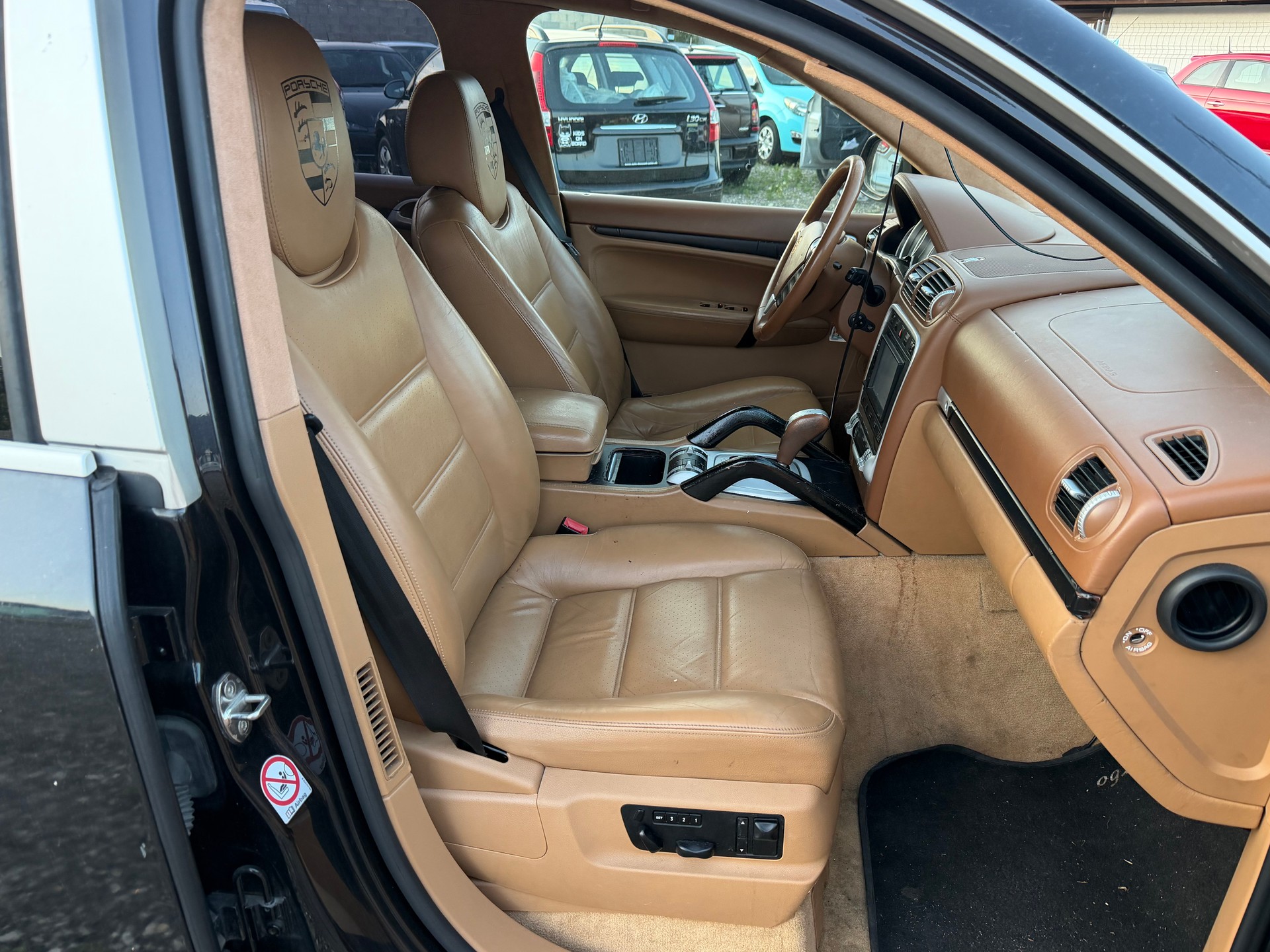PORSCHE Turbo-image-10