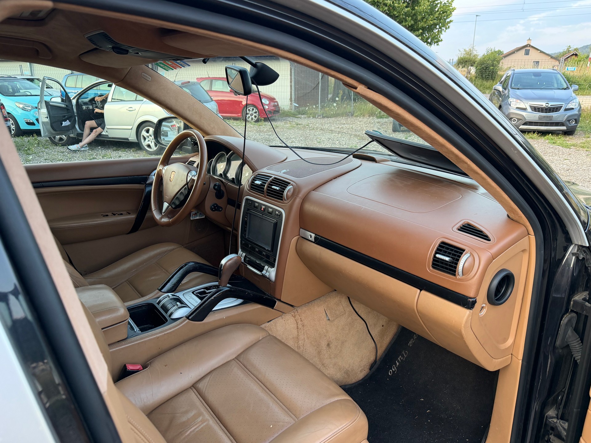 PORSCHE Turbo-image-7