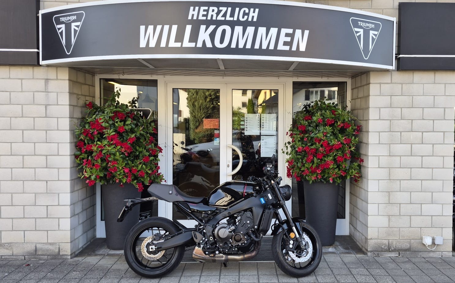 YAMAHA XSR 900