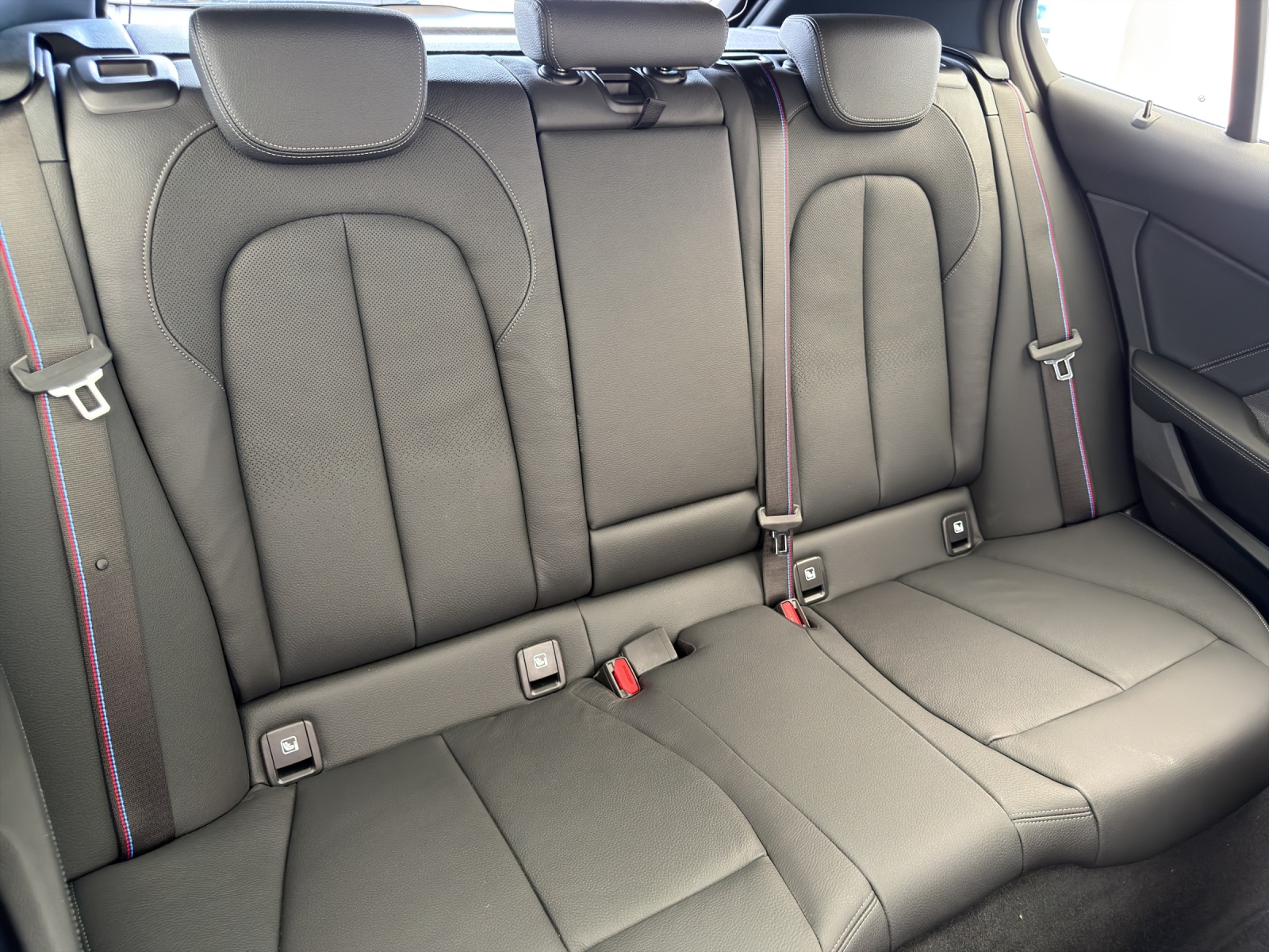 BMW 120d xDrive Steptronic M Sport (CH)-image-17