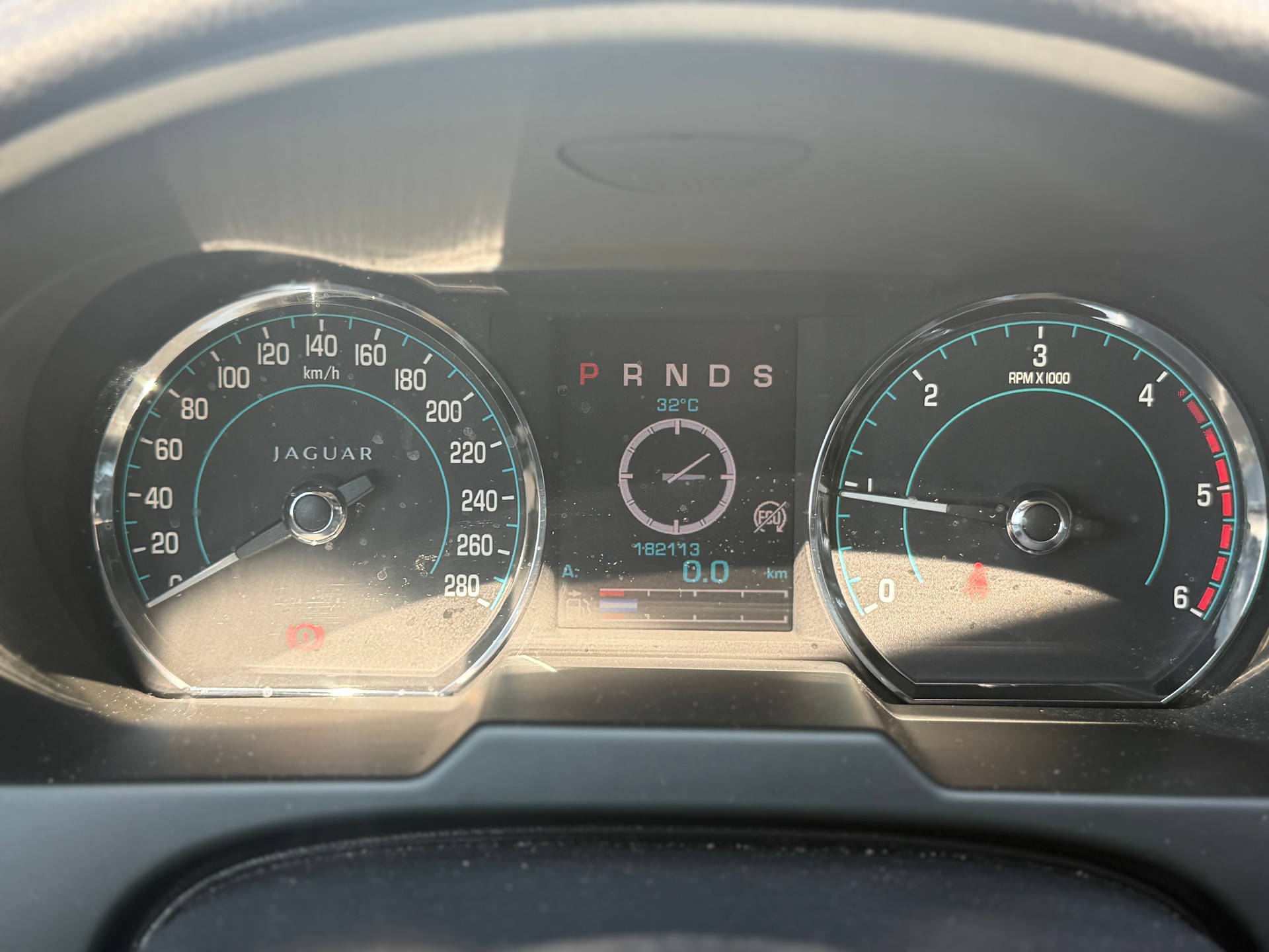 JAGUAR XF Sportbrake 2.2d Luxury-image-10