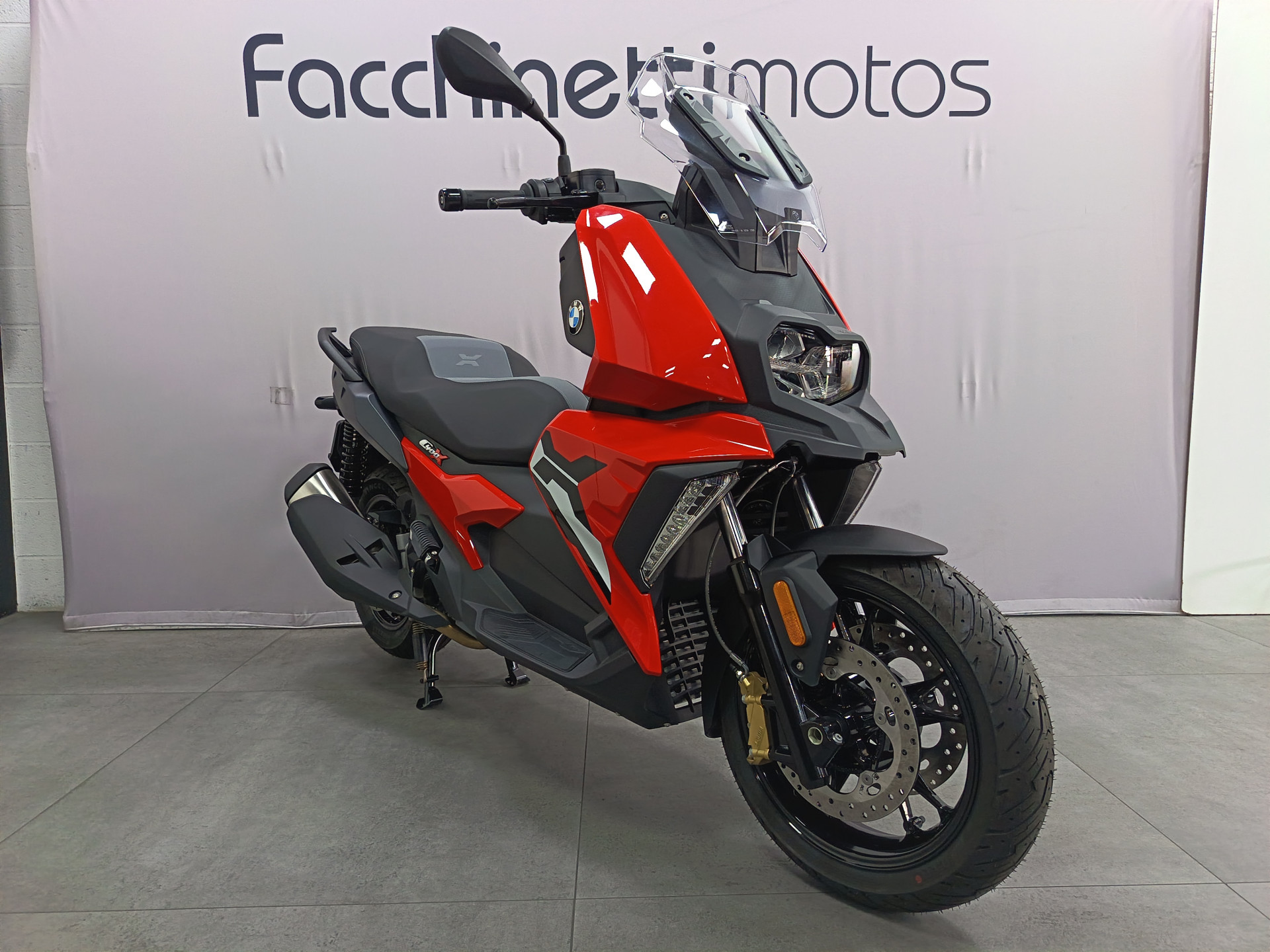 BMW C 400 X Passion *** OFFRE SPECIALE FACCHINETTI ***-showroom-element-1
