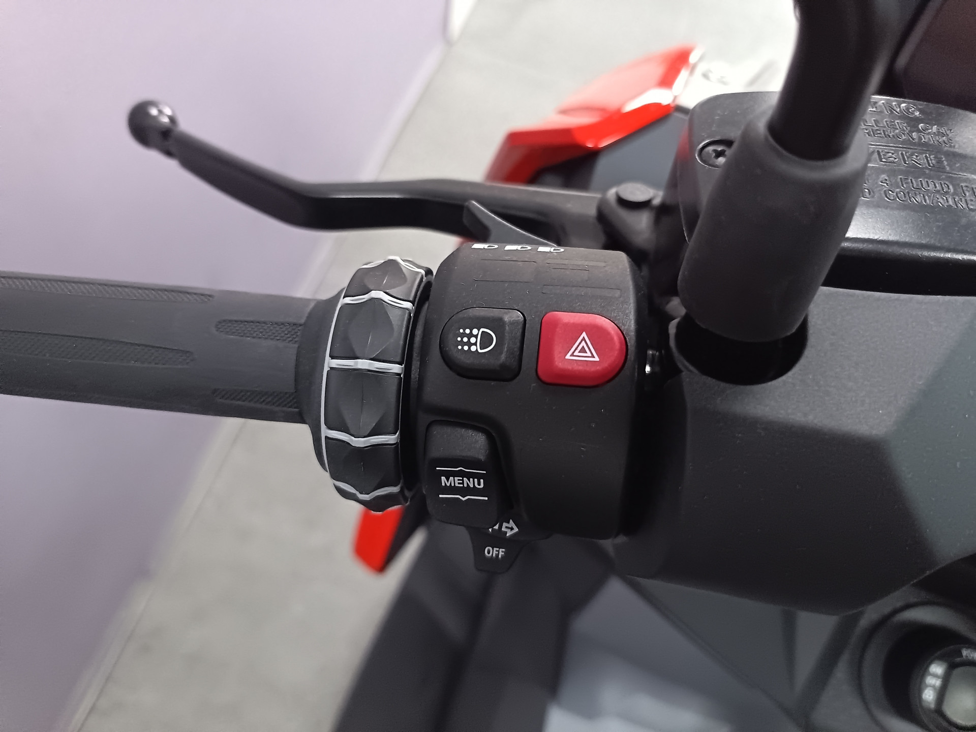 BMW C 400 X Passion *** OFFRE SPECIALE FACCHINETTI ***-image-6