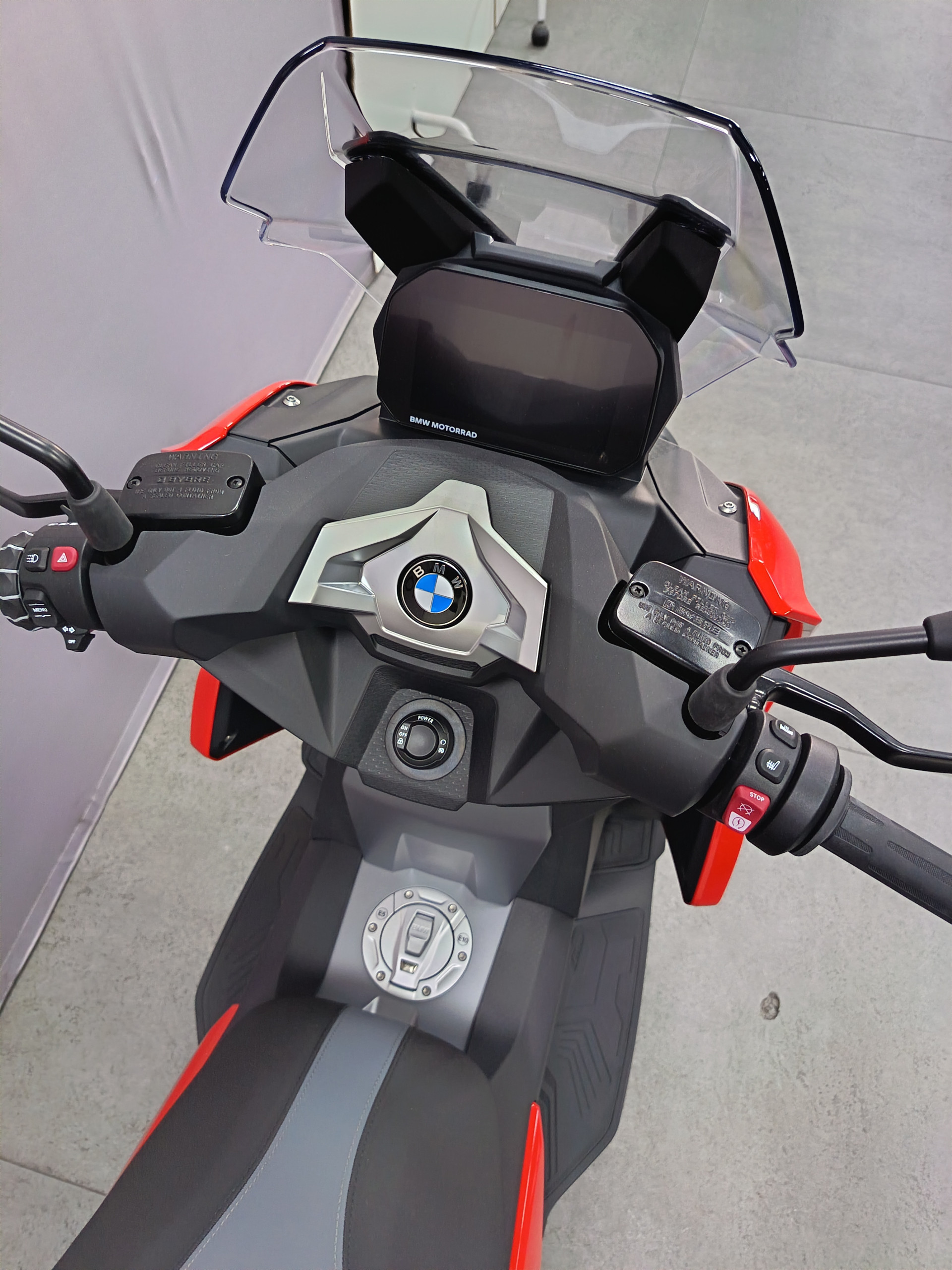 BMW C 400 X Passion *** OFFRE SPECIALE FACCHINETTI ***-image-4