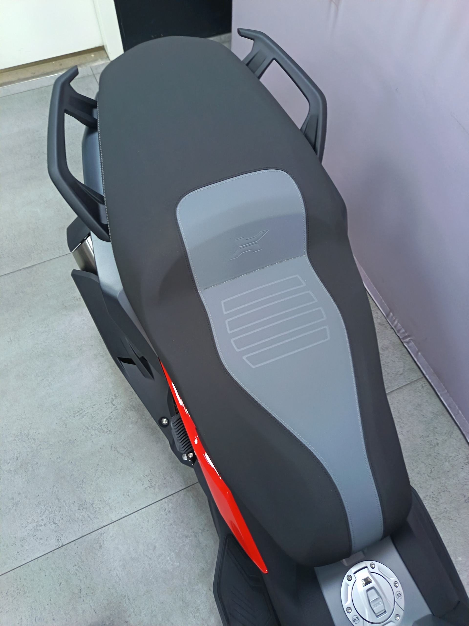 BMW C 400 X Passion *** OFFRE SPECIALE FACCHINETTI ***-image-5